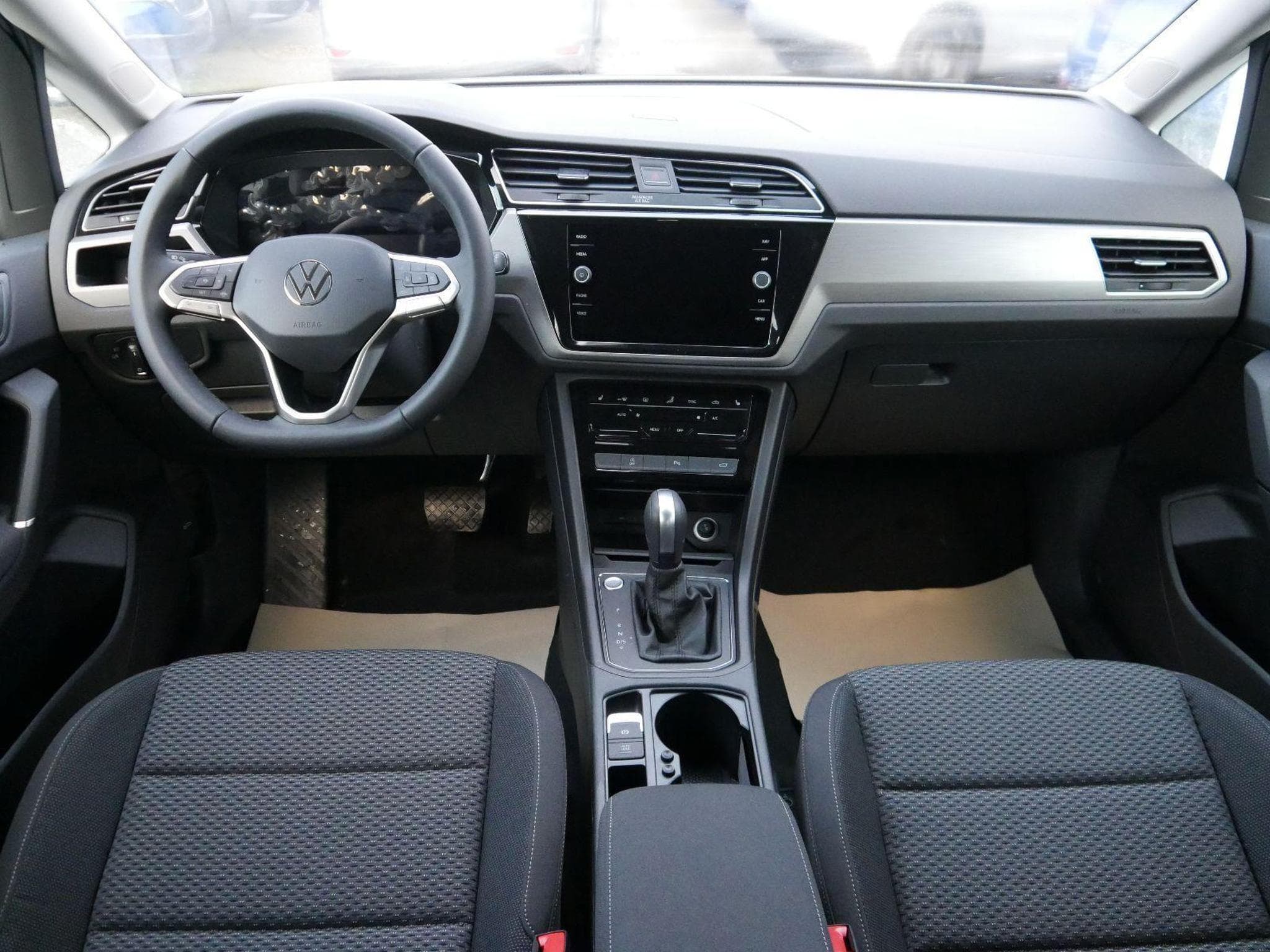 VW Touran Comfortline (2026) - Foto 10