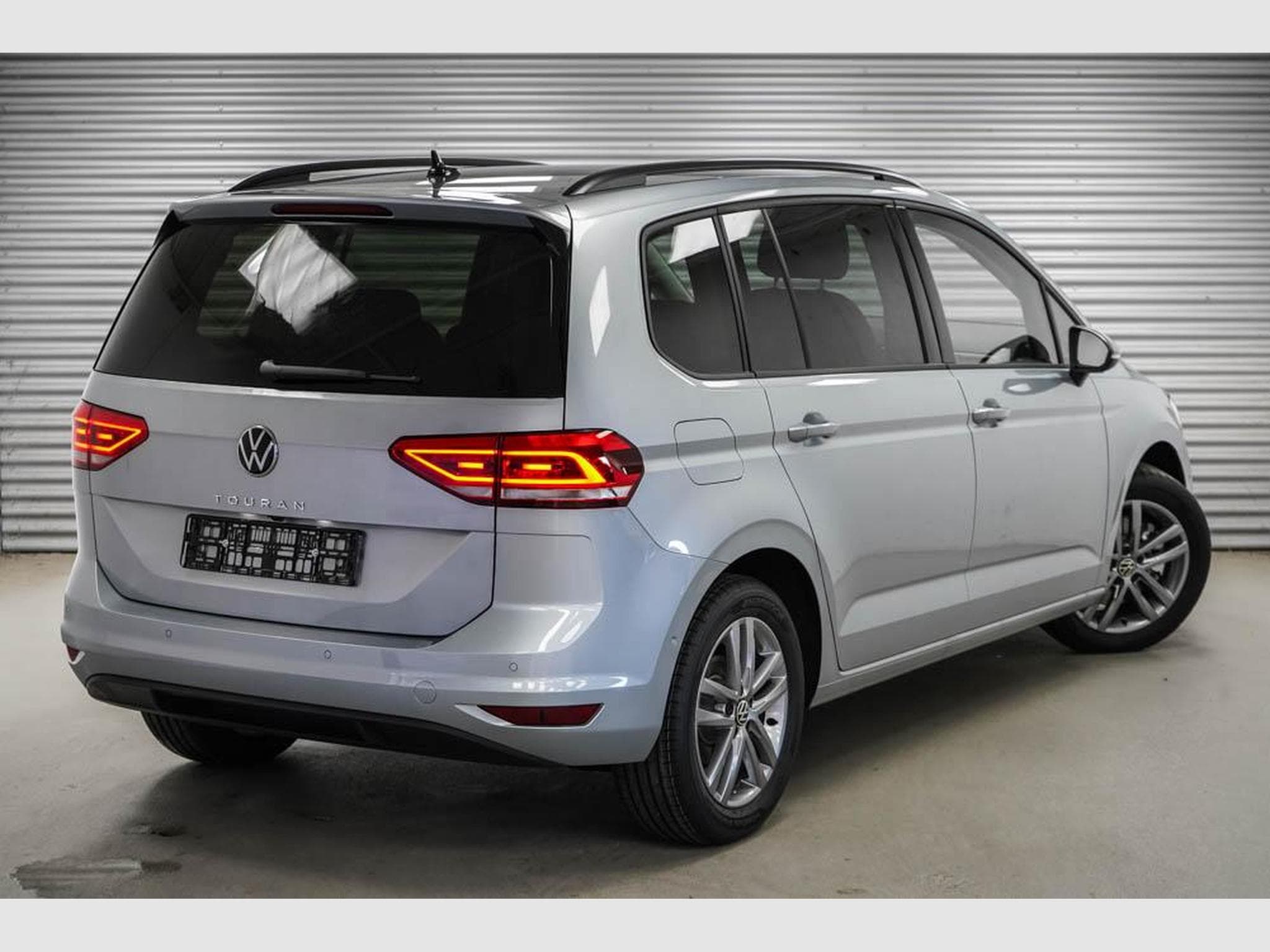 VW Touran 1,5 TSI DSG (2025) - Foto 2