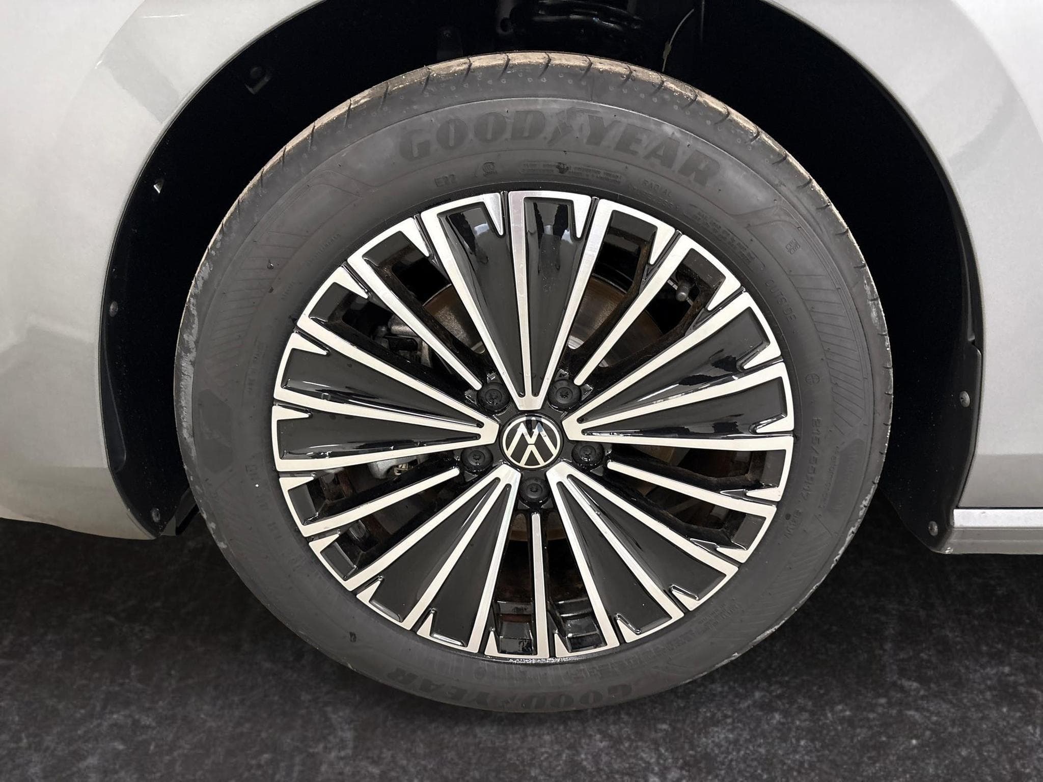 VW Passat Variant Elegance (2026) - Foto 11