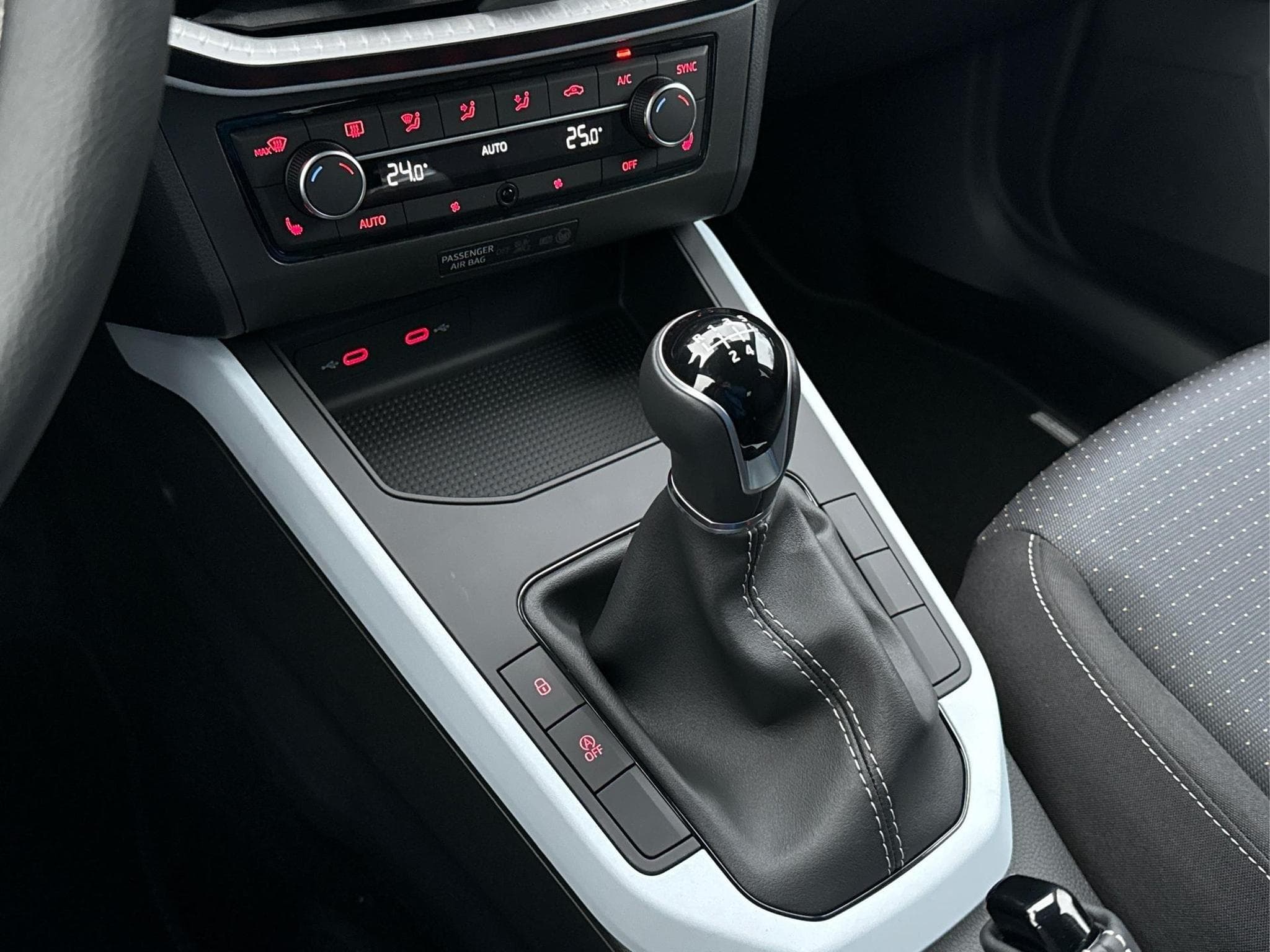 Seat Arona VAMOS (2025) - Foto 24