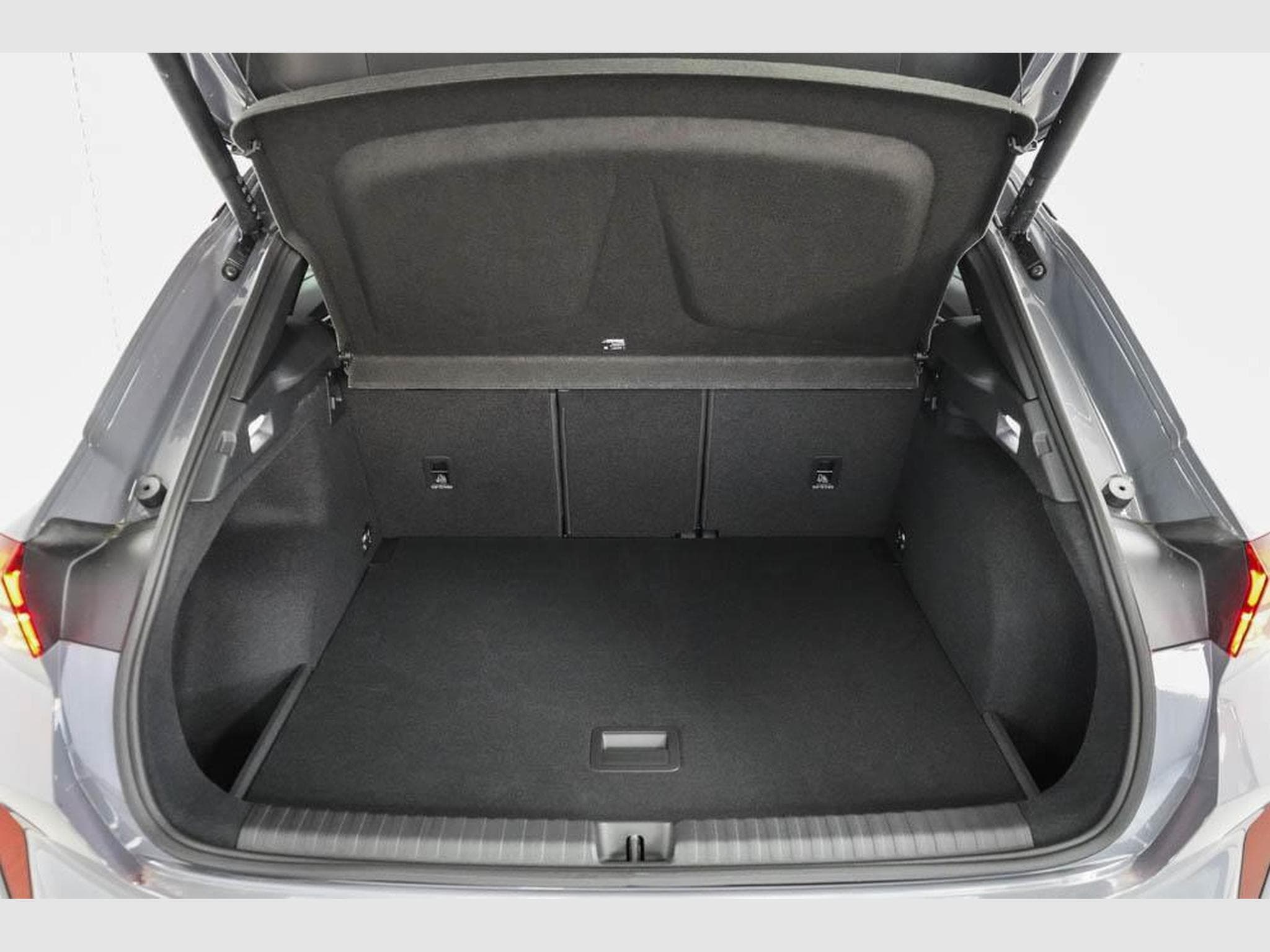 Cupra Terramar 2,0 TSI DSG (2025) - Photo 19