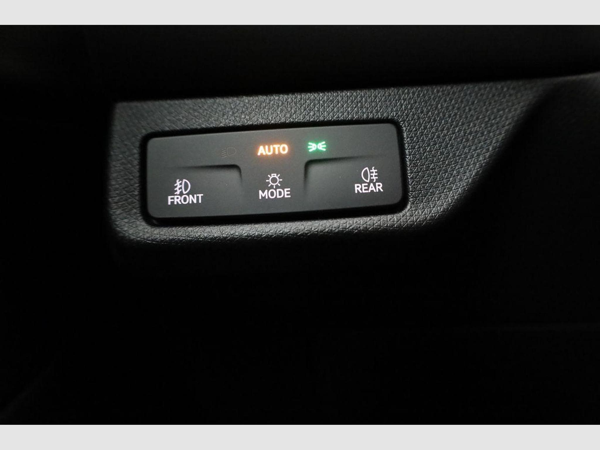 Cupra Terramar 1.5 eTSI 110 kW (2025) - Foto 8