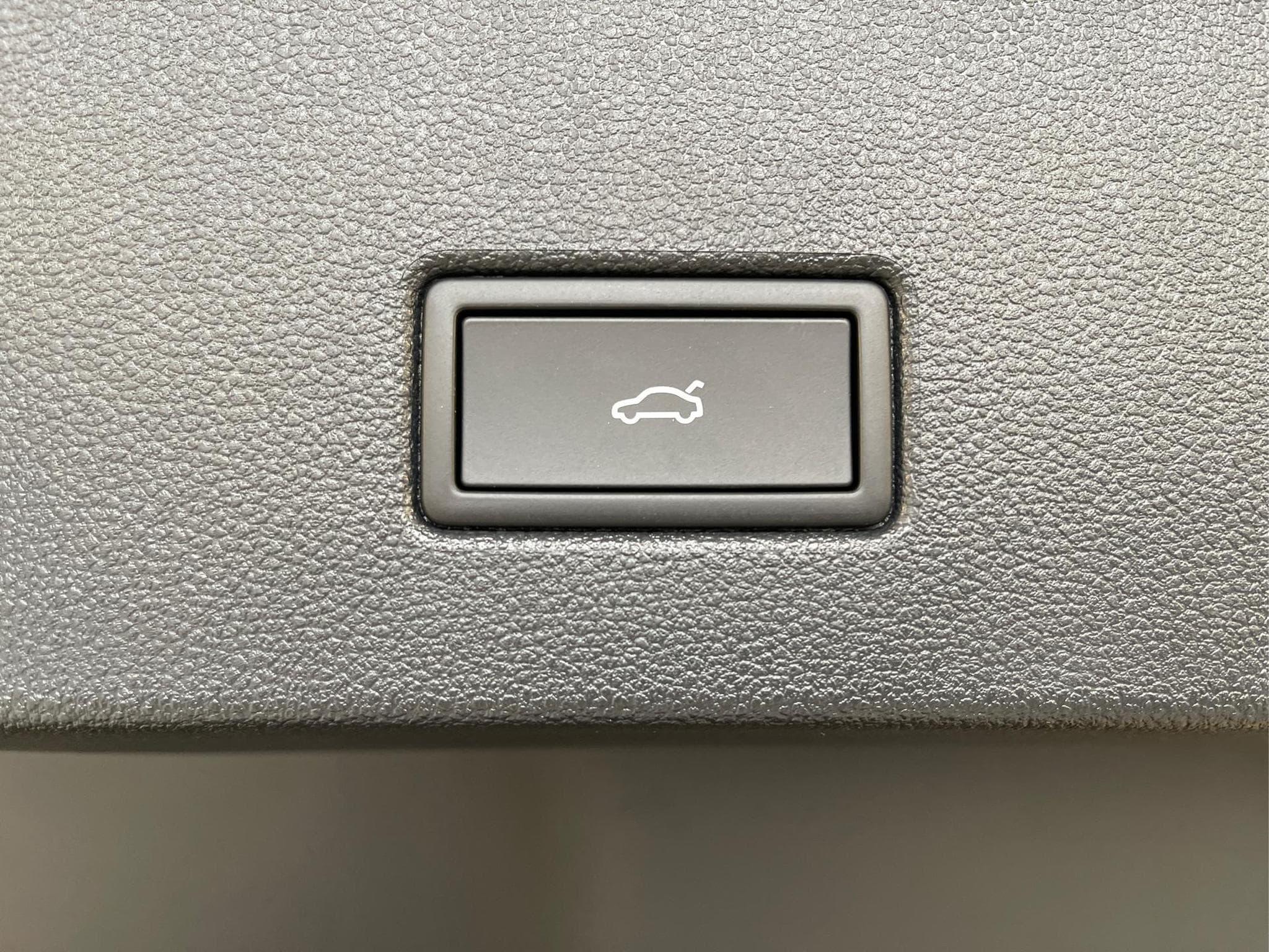 VW T-Roc R-Line (2025) - Foto 19