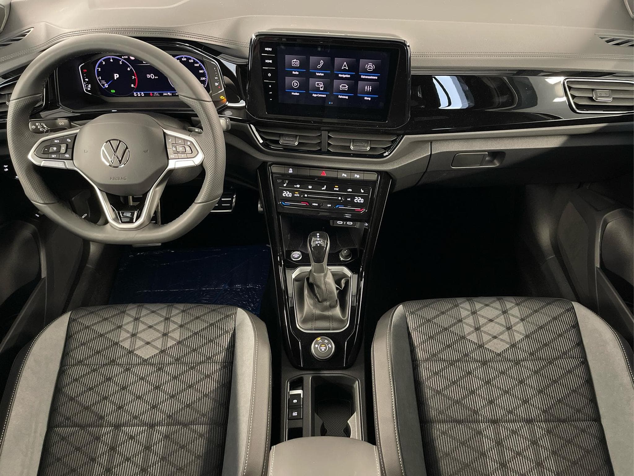 VW T-Roc R-Line (2025) - Foto 7