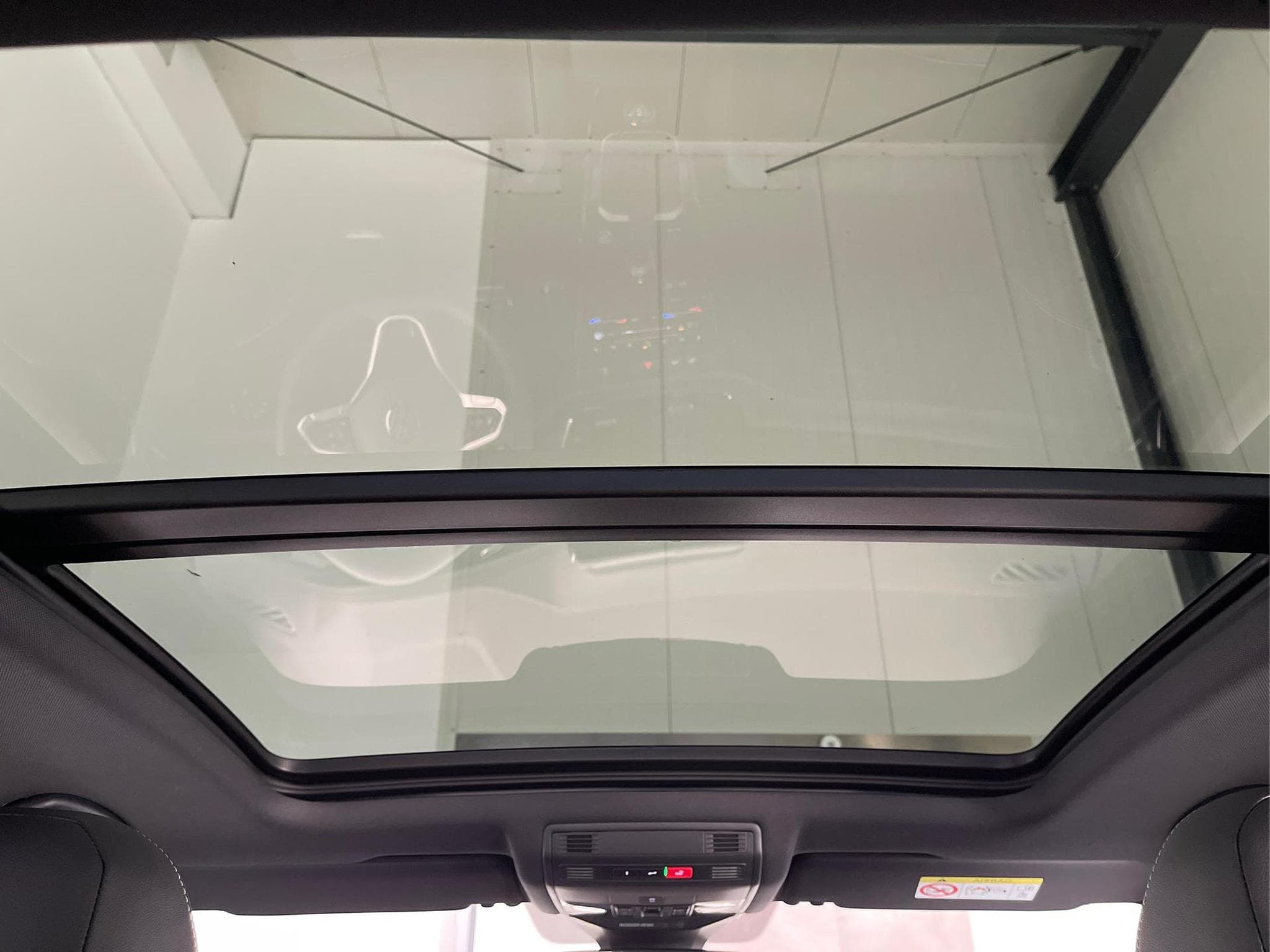 VW T-Roc R-Line (2026) - Foto 14