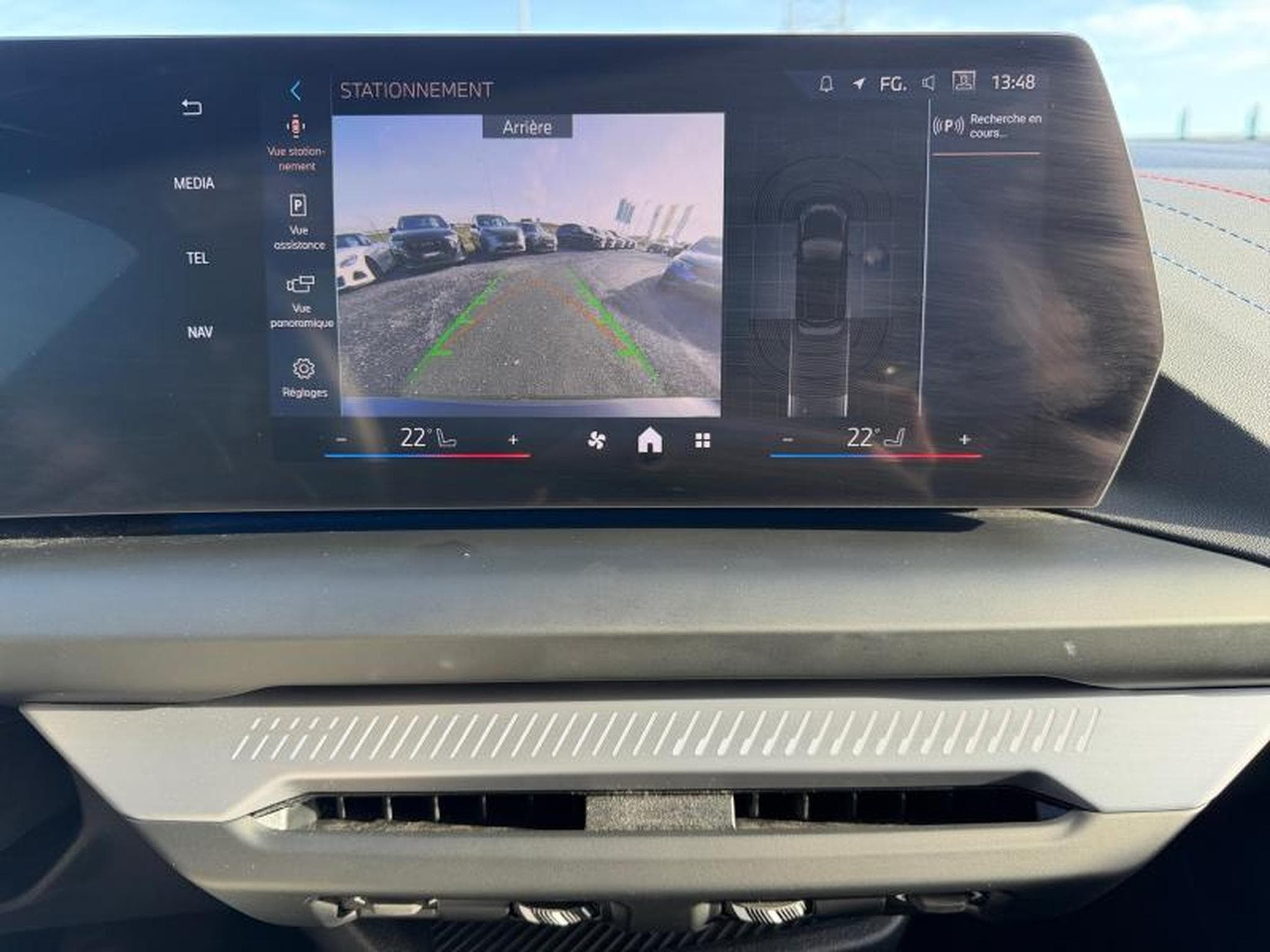 BMW 120 I Pack M / Panoramique / Essence (2025) - Photo 16