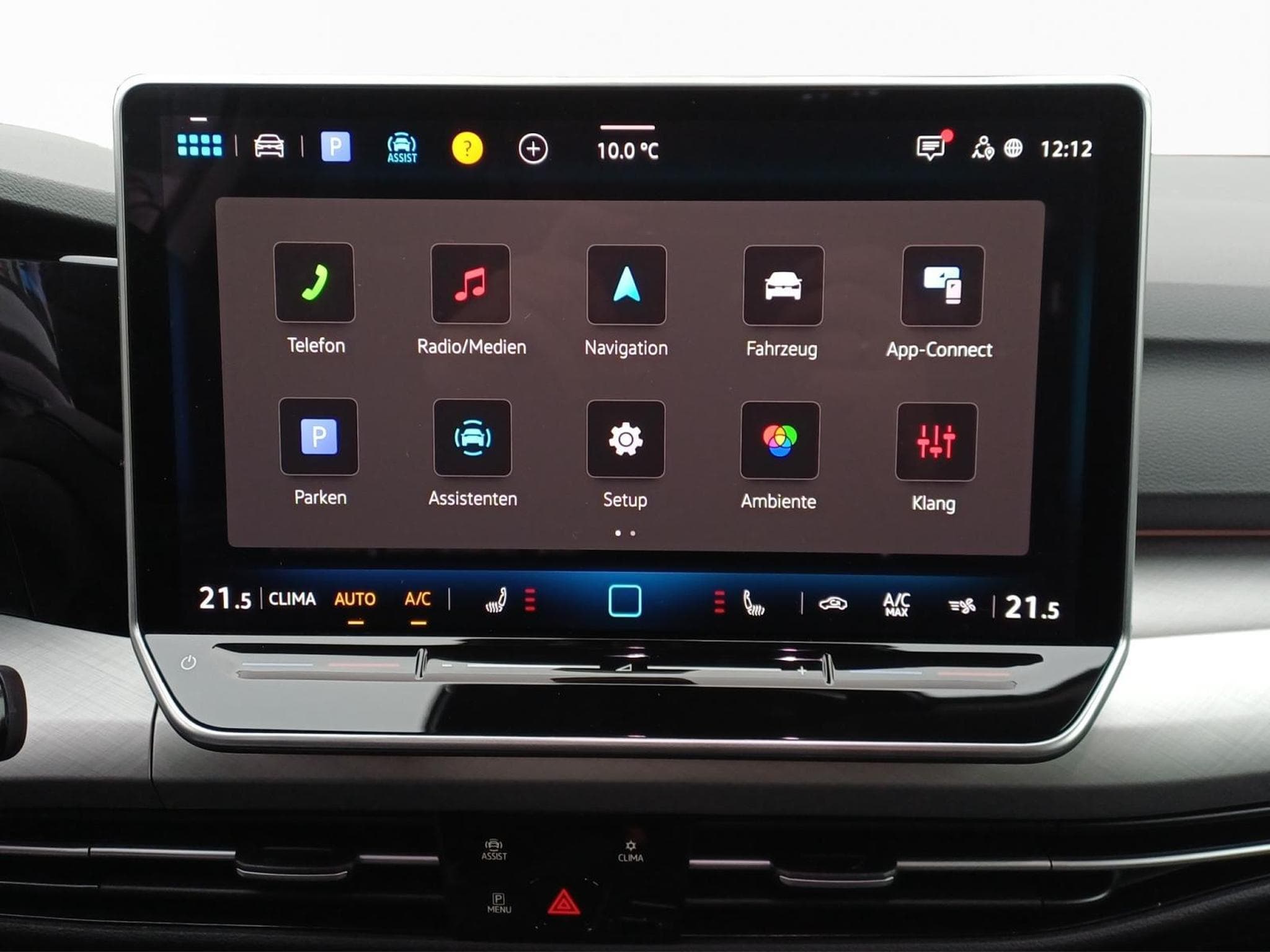 VW Golf Life (2025) - Photo 13