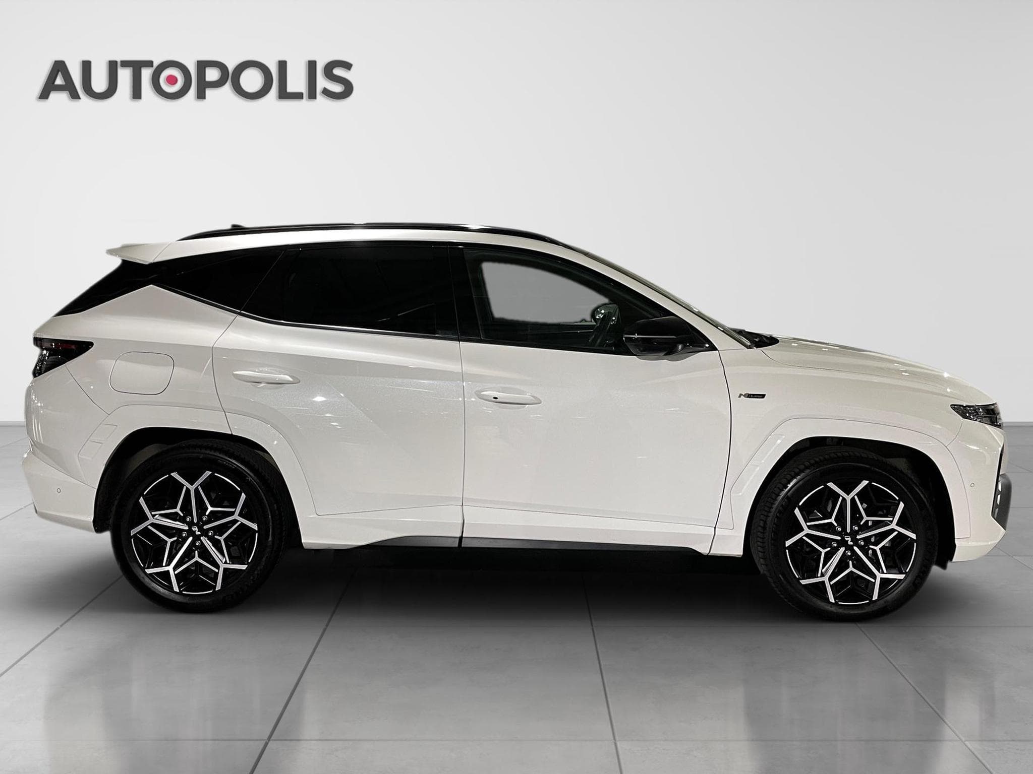 Hyundai Tucson 1.6 GDi N-LINE PLUG IN (2024) - Photo 16