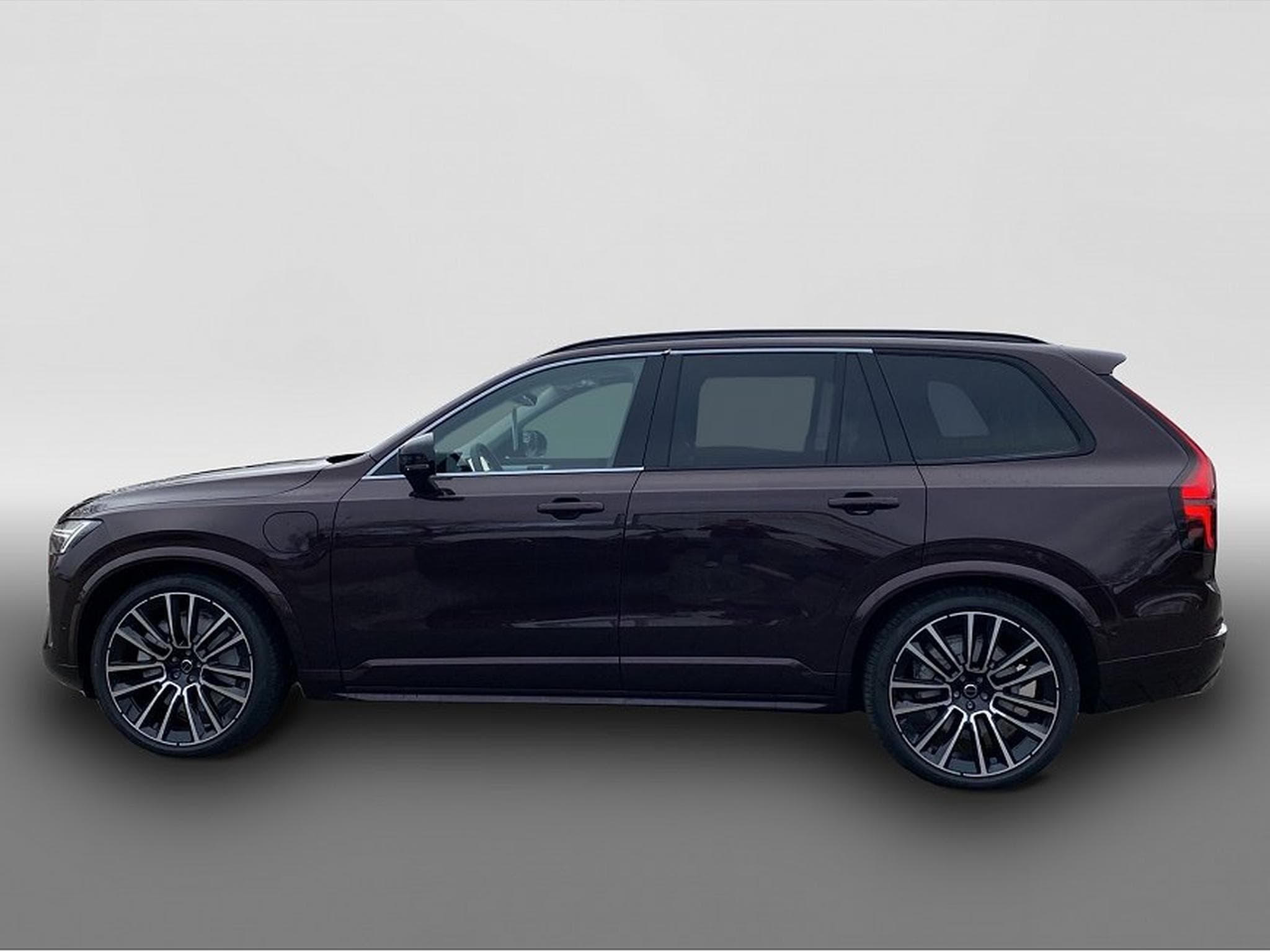 Volvo XC90 (2025) - Photo 2