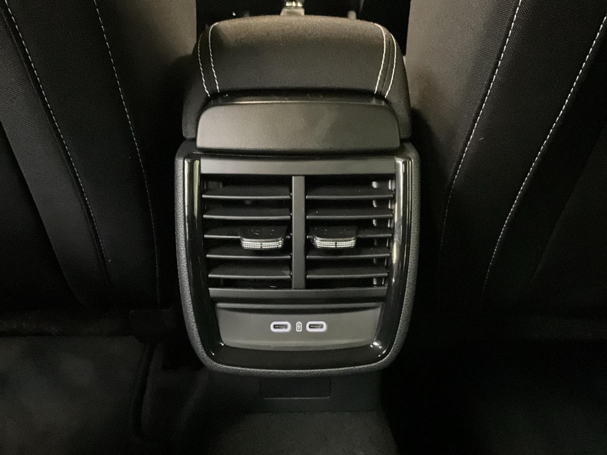 Skoda Scala Monte-Carlo+DSG+RearView+LED (2025) - Foto 20