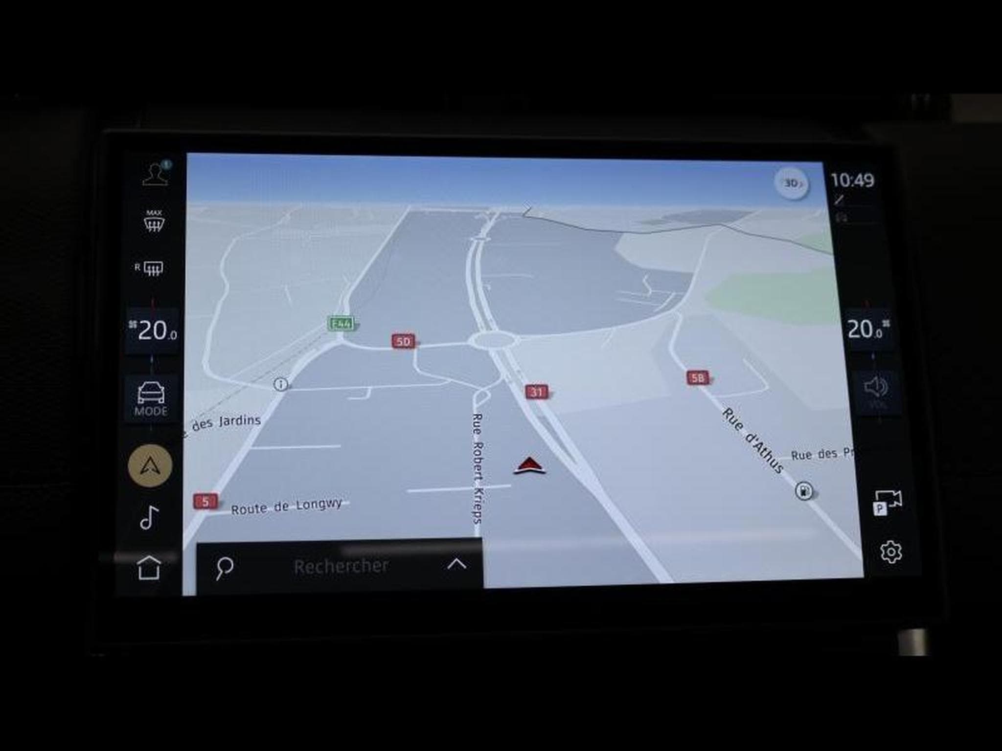 Land-Rover Discovery Sport D200 R-Dynamic SE (2024) - Foto 19