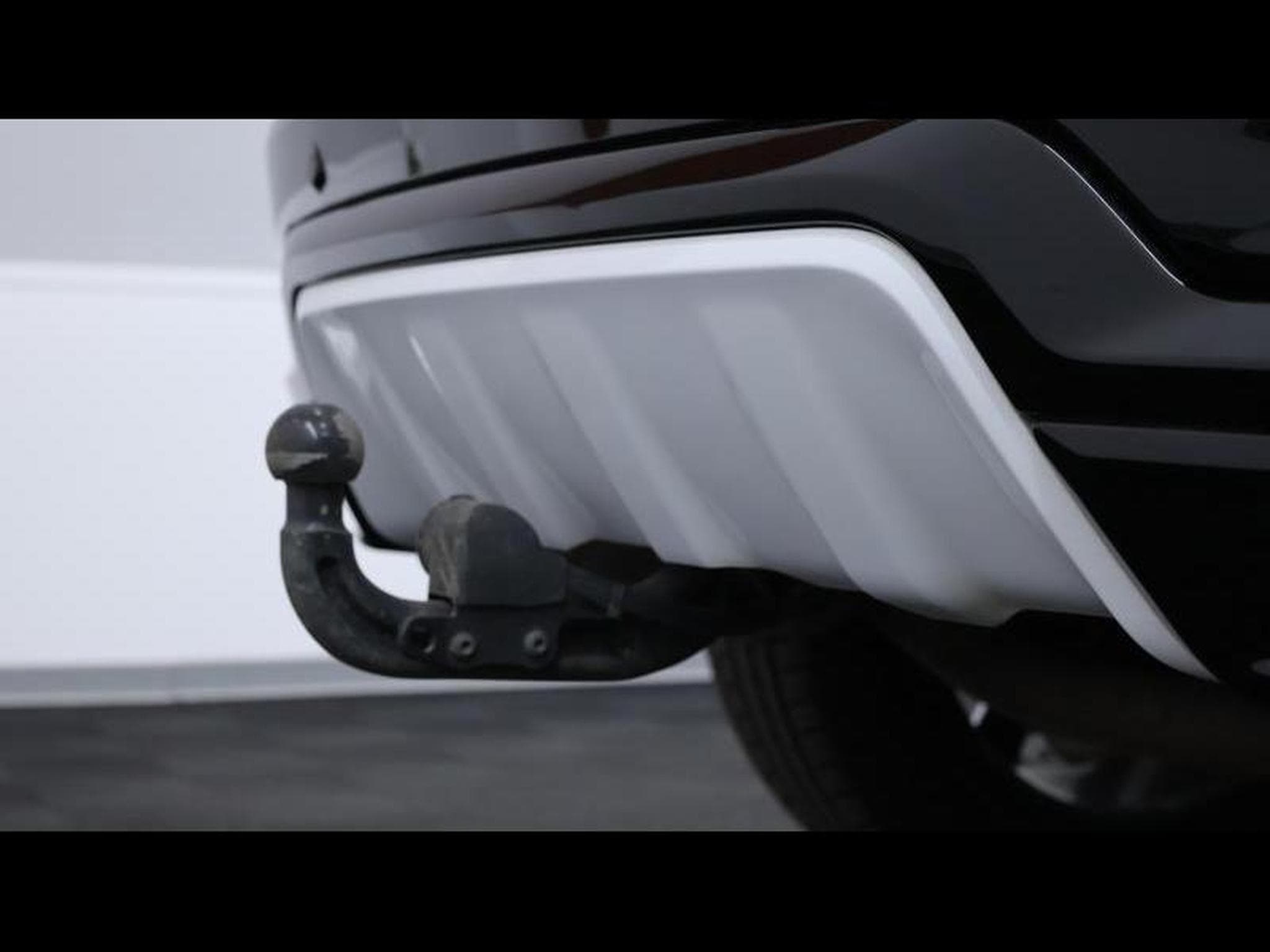 Land-Rover Discovery Sport D200 R-Dynamic SE (2024) - Foto 9