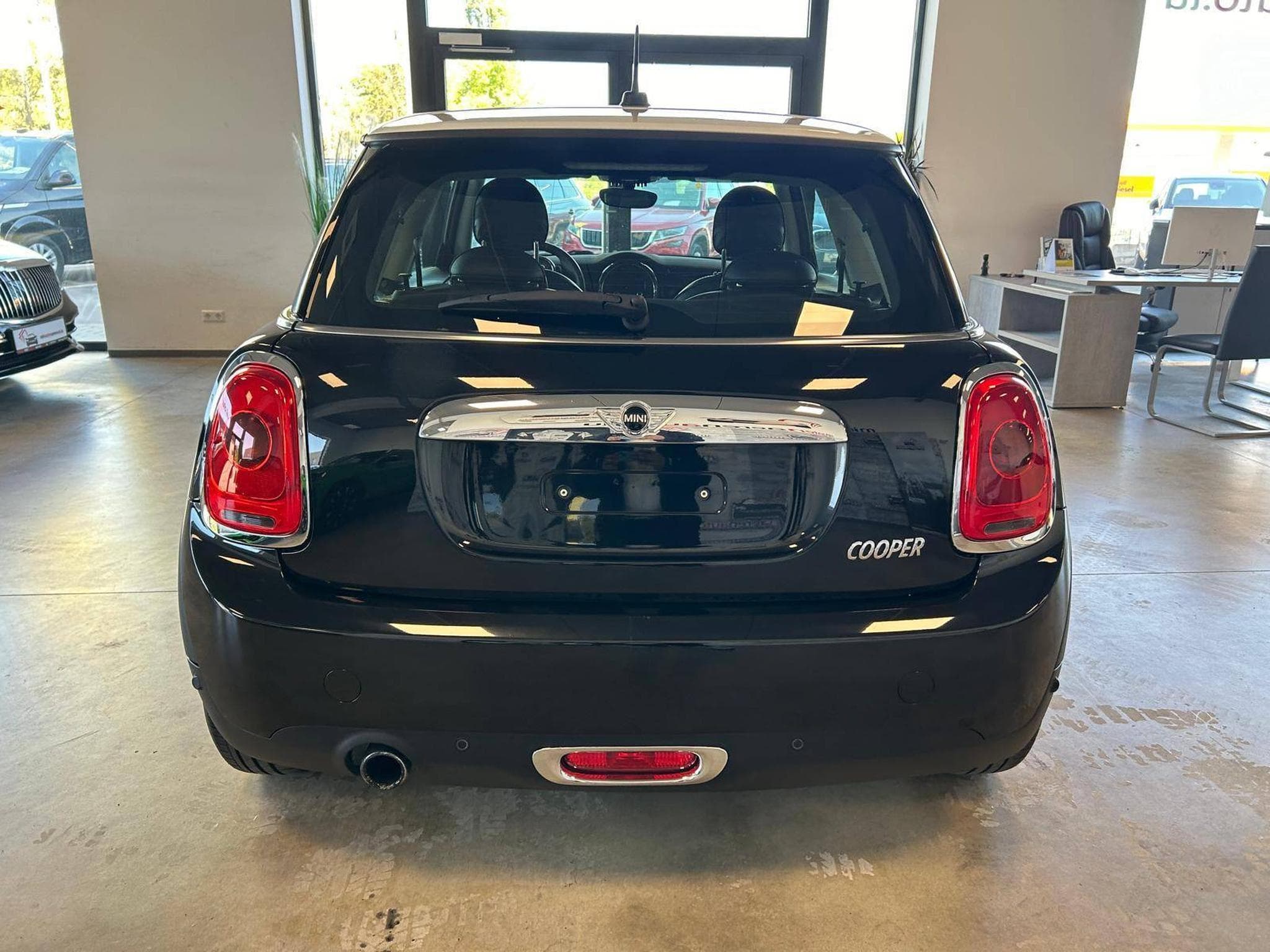 Mini Cooper (2015) - Photo 4