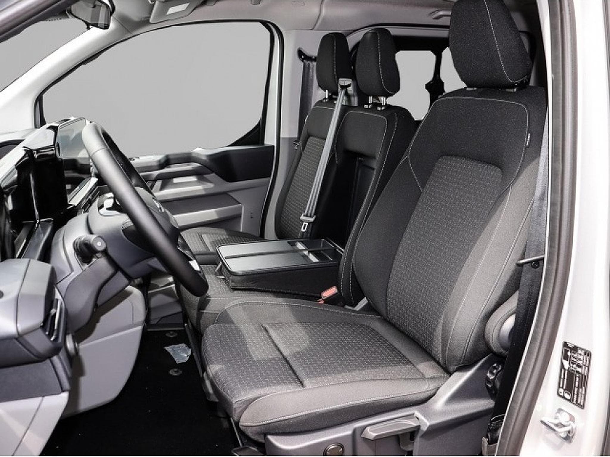 Ford Tourneo (2024) - Photo 6