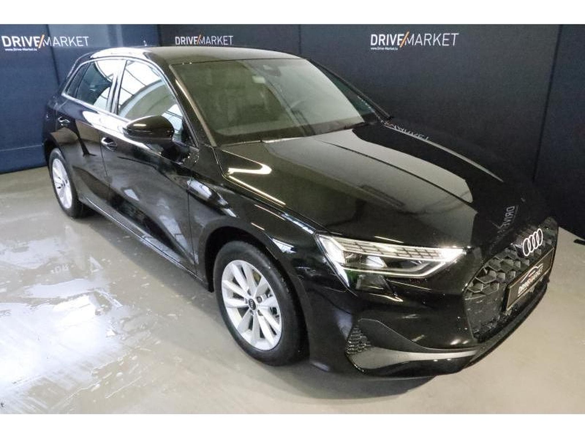 Audi A3 35 TFSI S Tronic (2024) - Foto 1