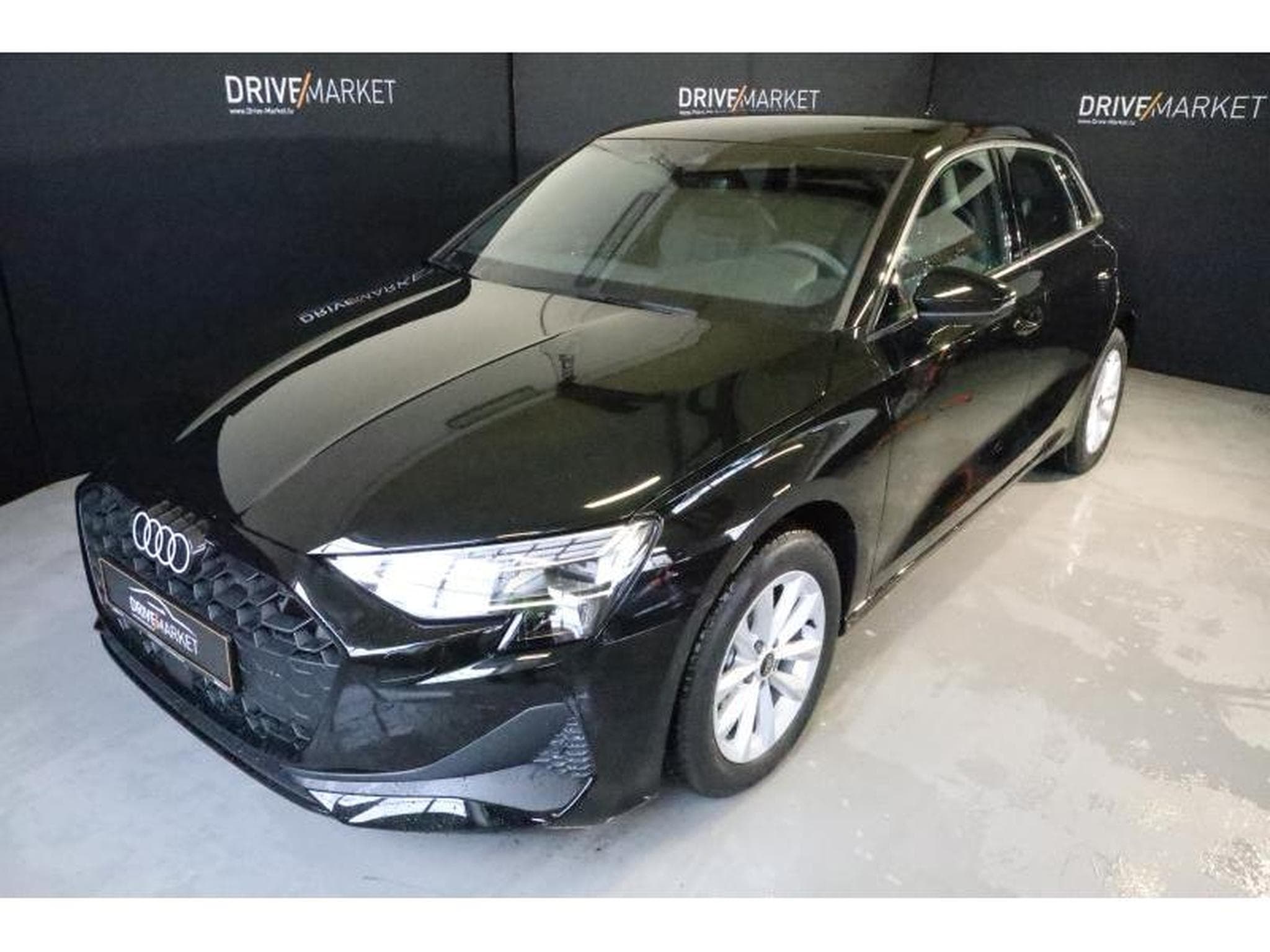 Audi A3 35 TFSI S Tronic (2024) - Foto 13