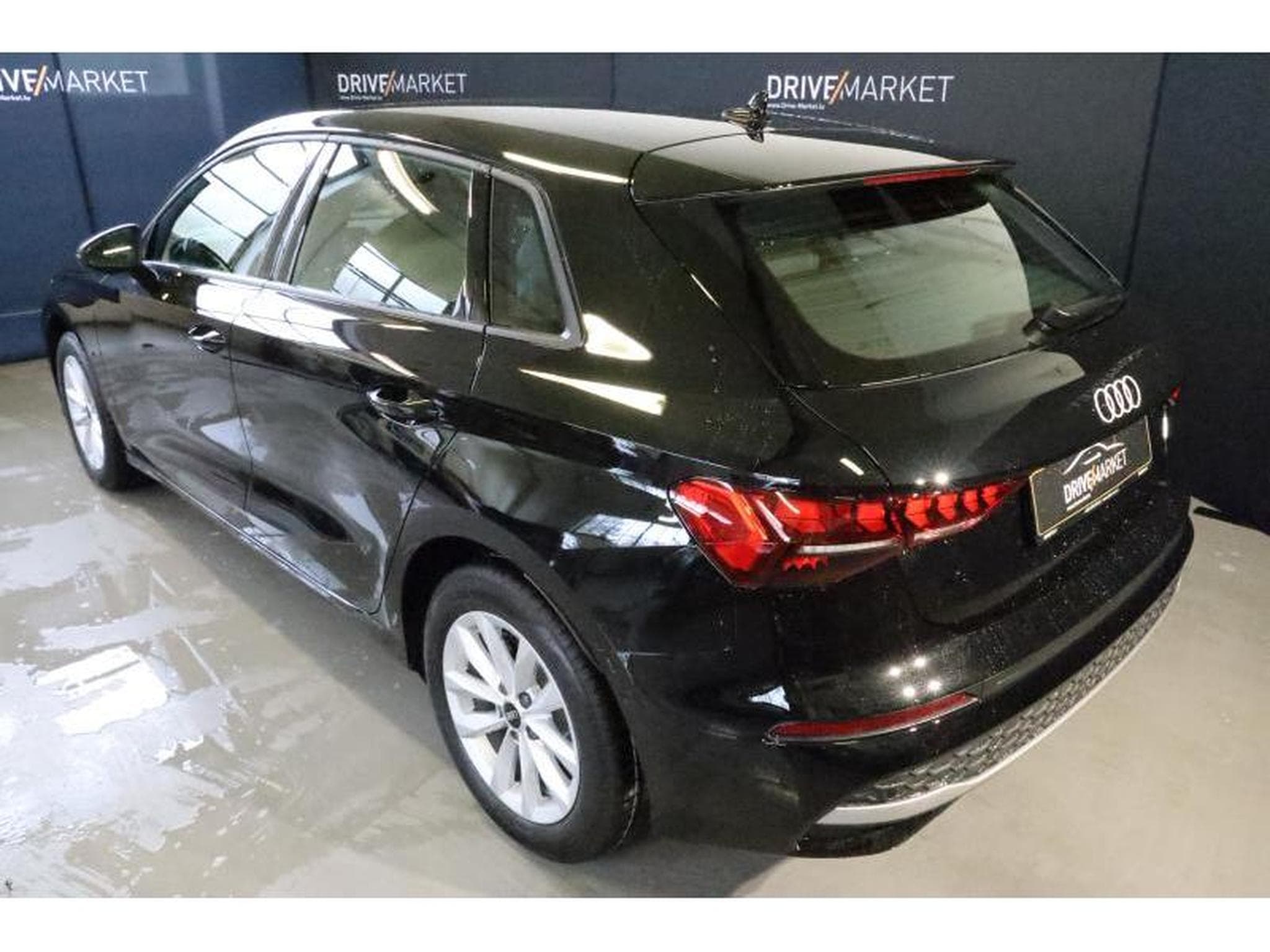 Audi A3 35 TFSI S Tronic (2024) - Foto 8