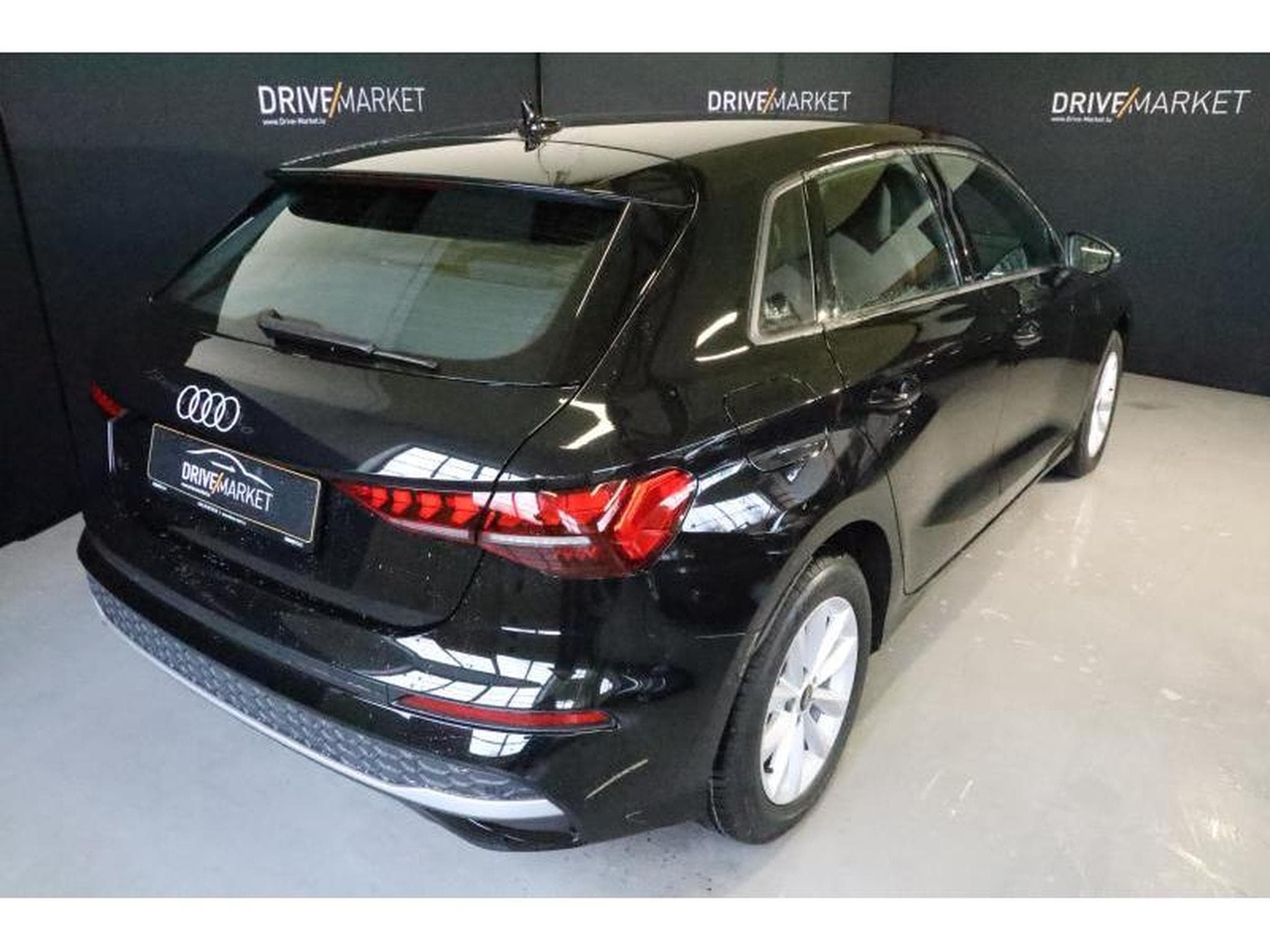 Audi A3 35 TFSI S Tronic (2024) - Foto 9