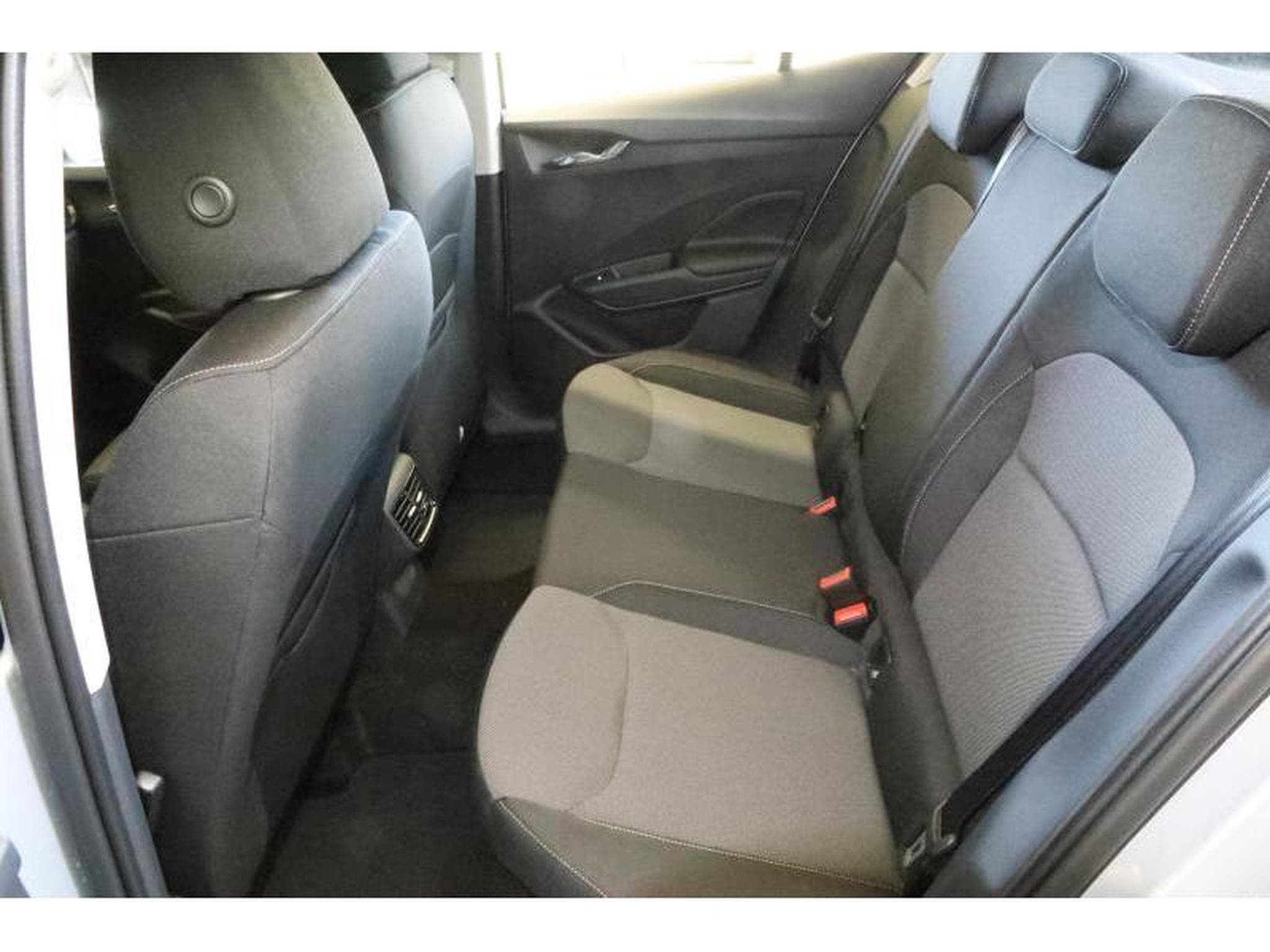 Skoda Fabia Selection (2024) - Foto 19