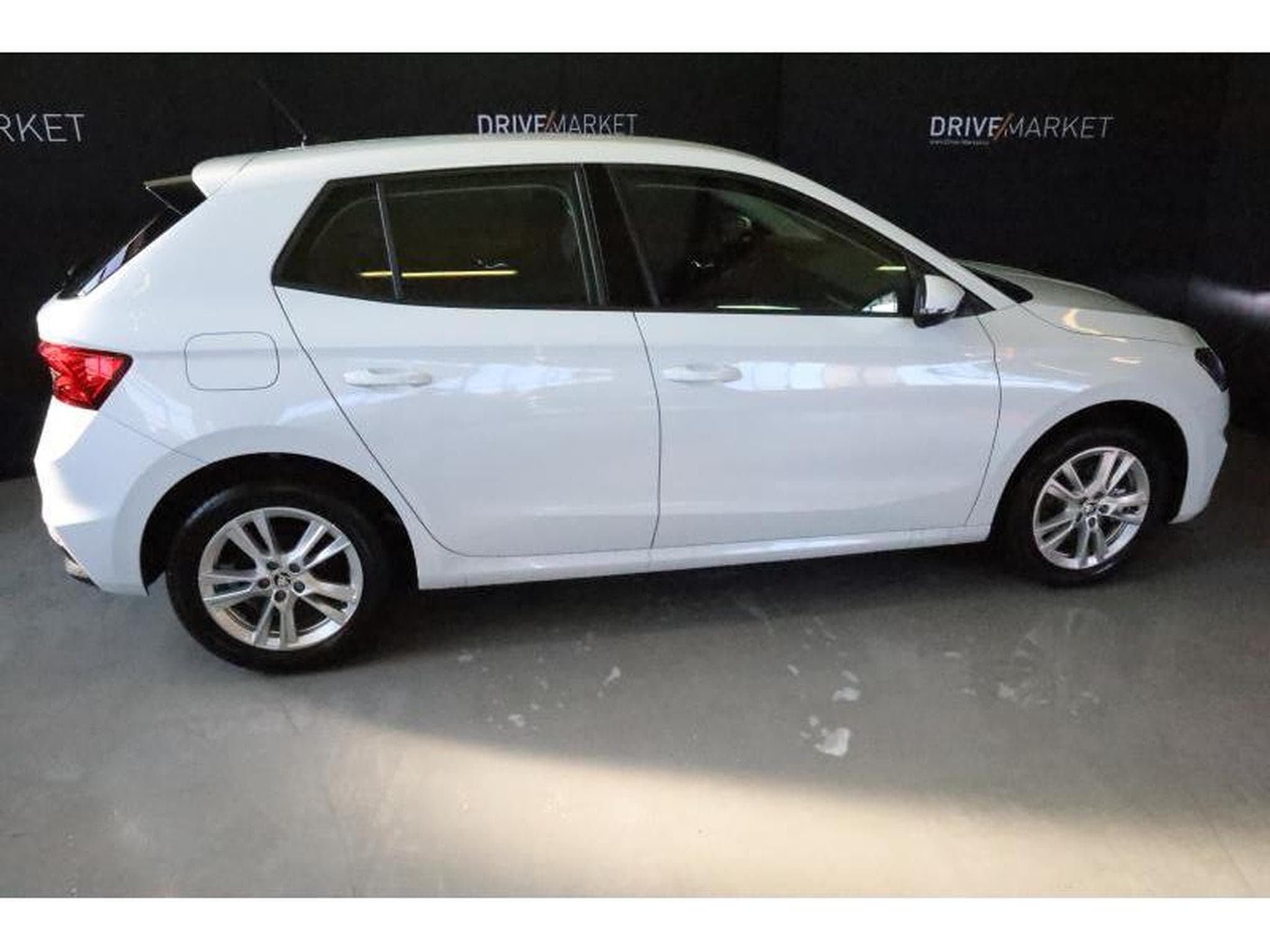 Skoda Fabia Selection (2024) - Foto 10