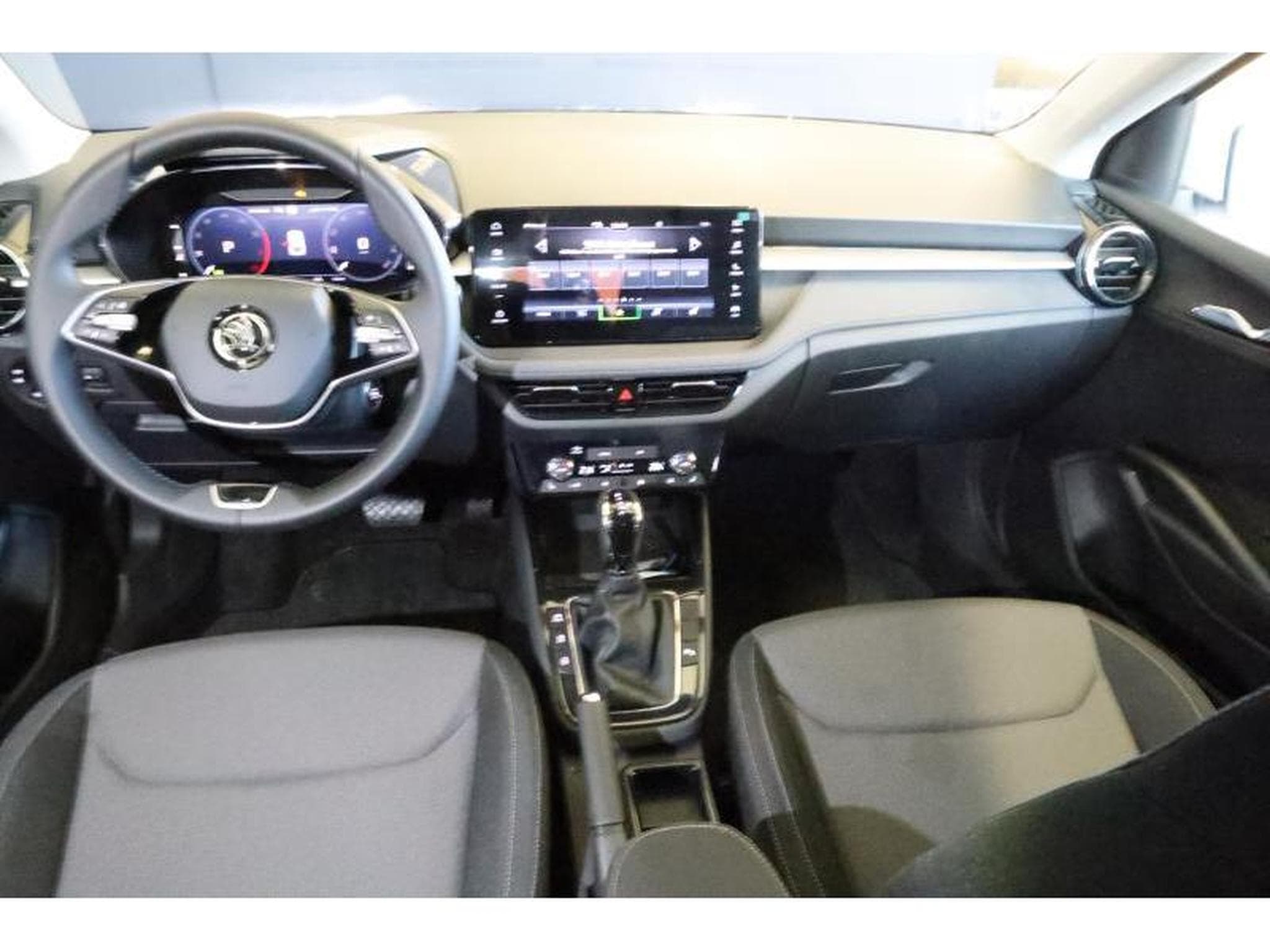 Skoda Fabia Selection (2024) - Foto 2