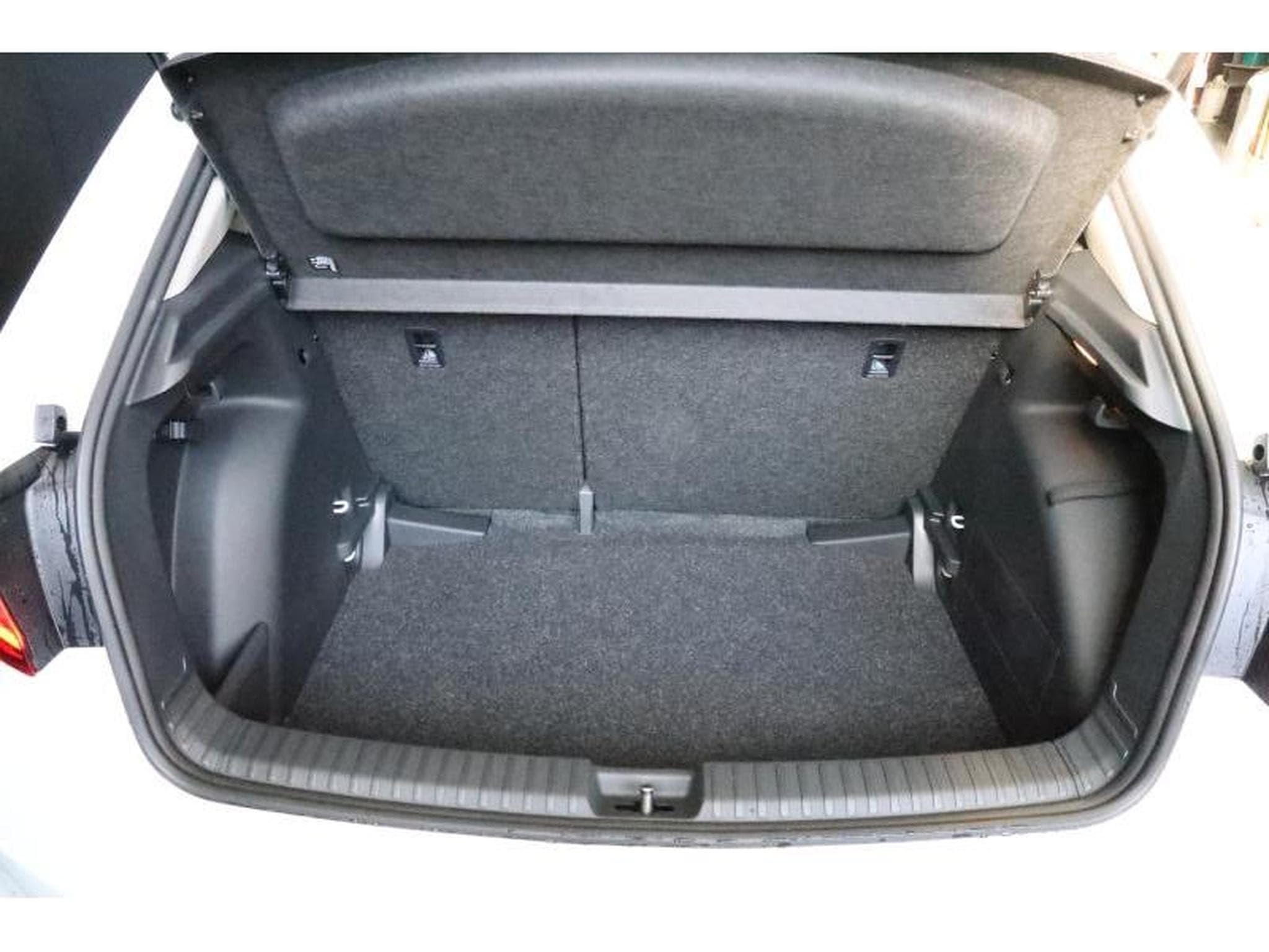 Skoda Fabia Selection (2024) - Foto 6