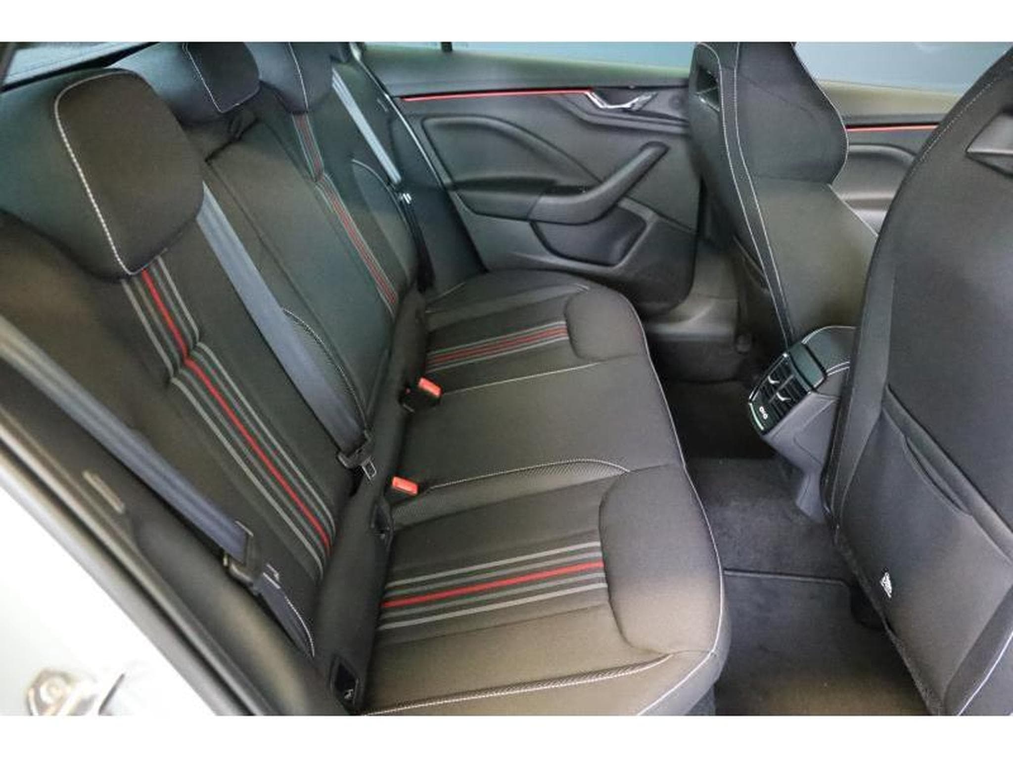 Skoda Kamiq Monte Carlo (2024) - Photo 15