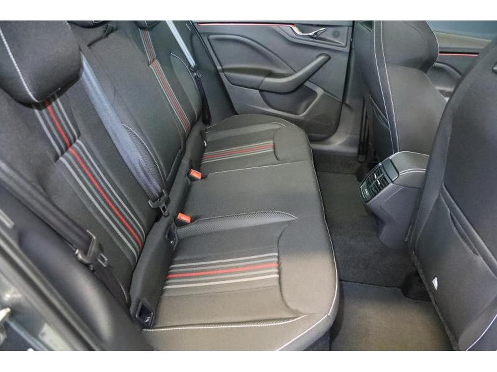 Skoda Kamiq Monte Carlo (2024) - Foto 14