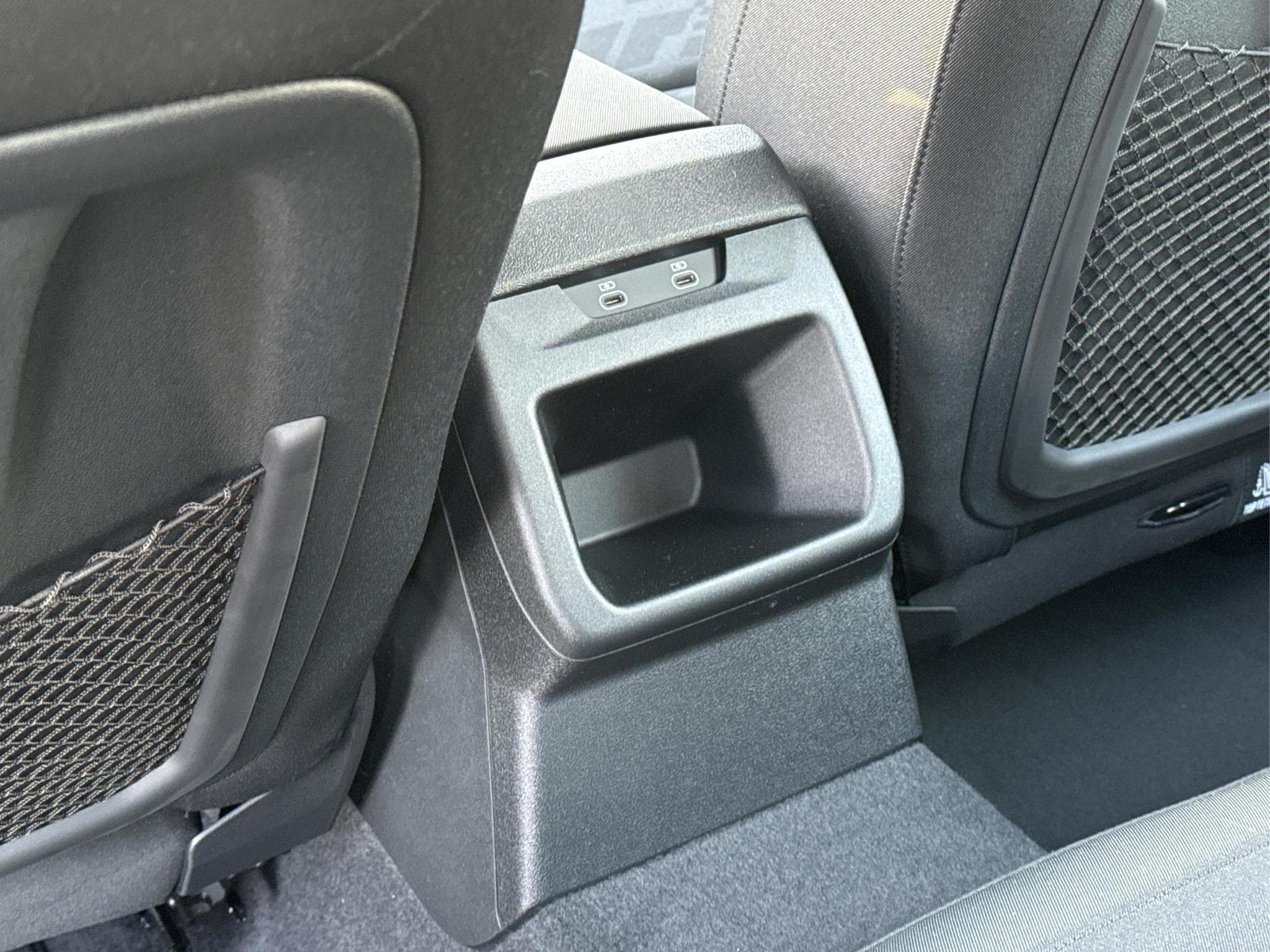 Audi A5 Basis (2025) - Photo 18