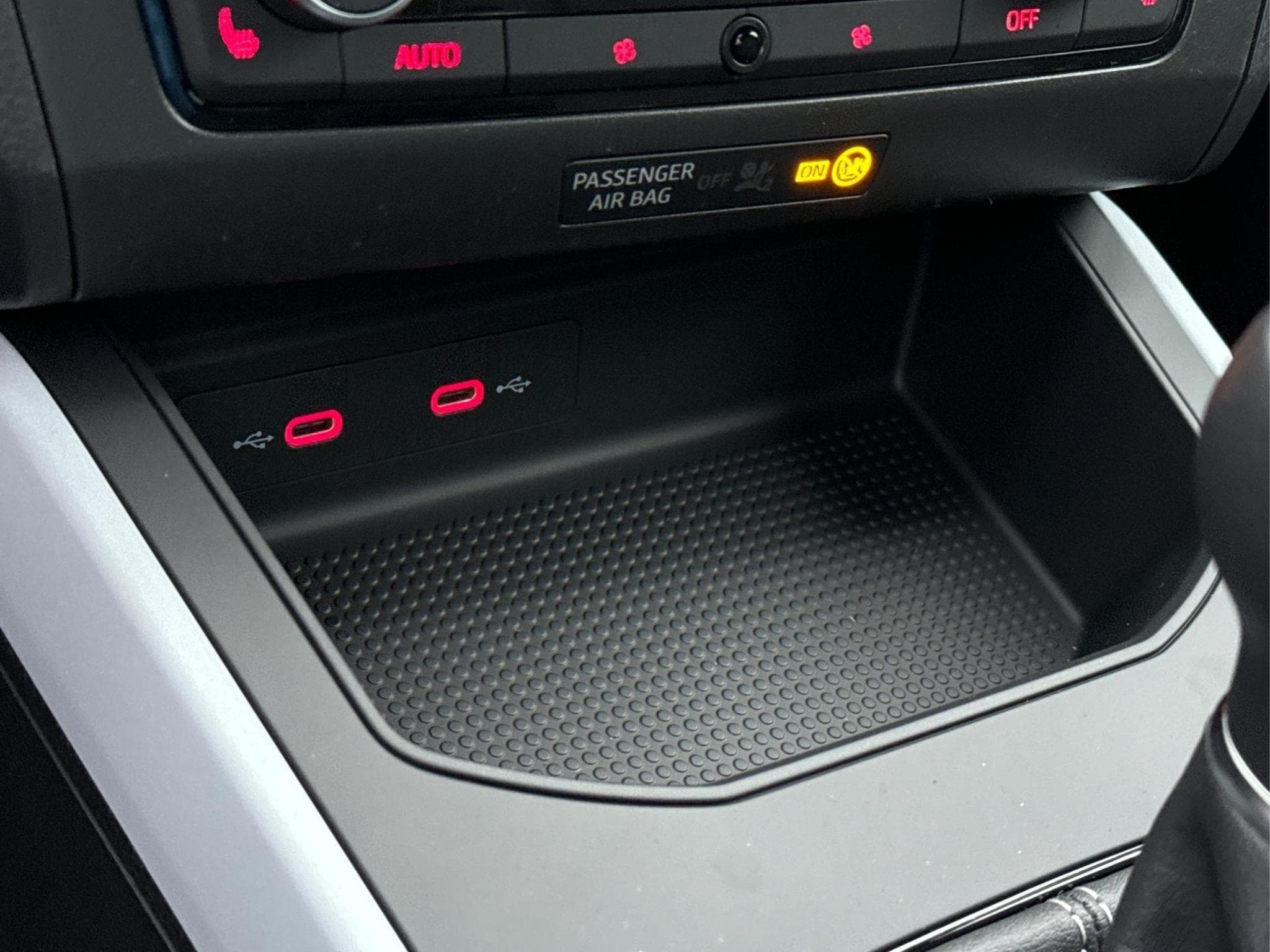 Seat Arona VAMOS (2025) - Photo 19