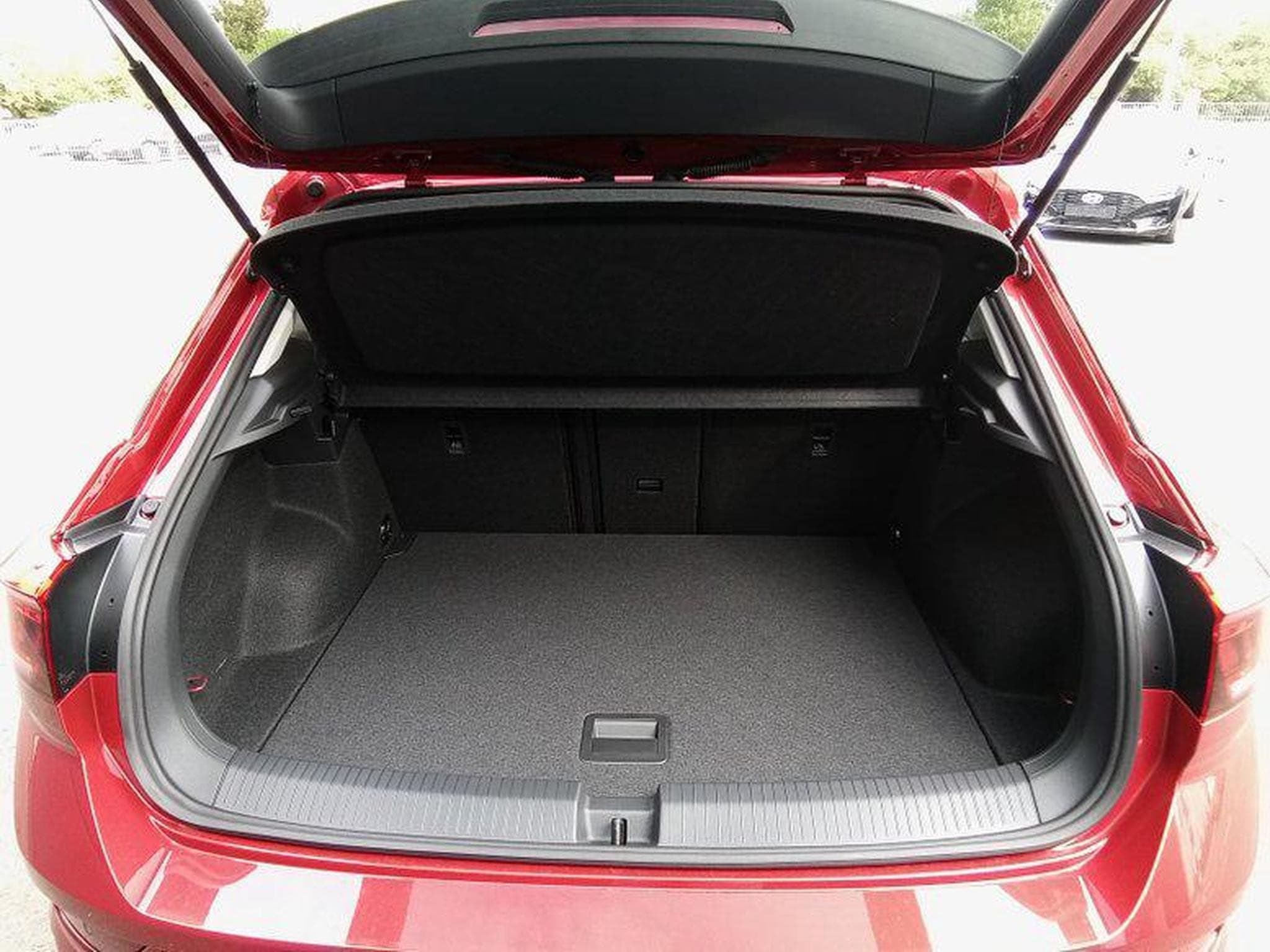 VW T-Roc Life Plus 1.0 TSI OPF 6-Gang (2025) - Foto 8