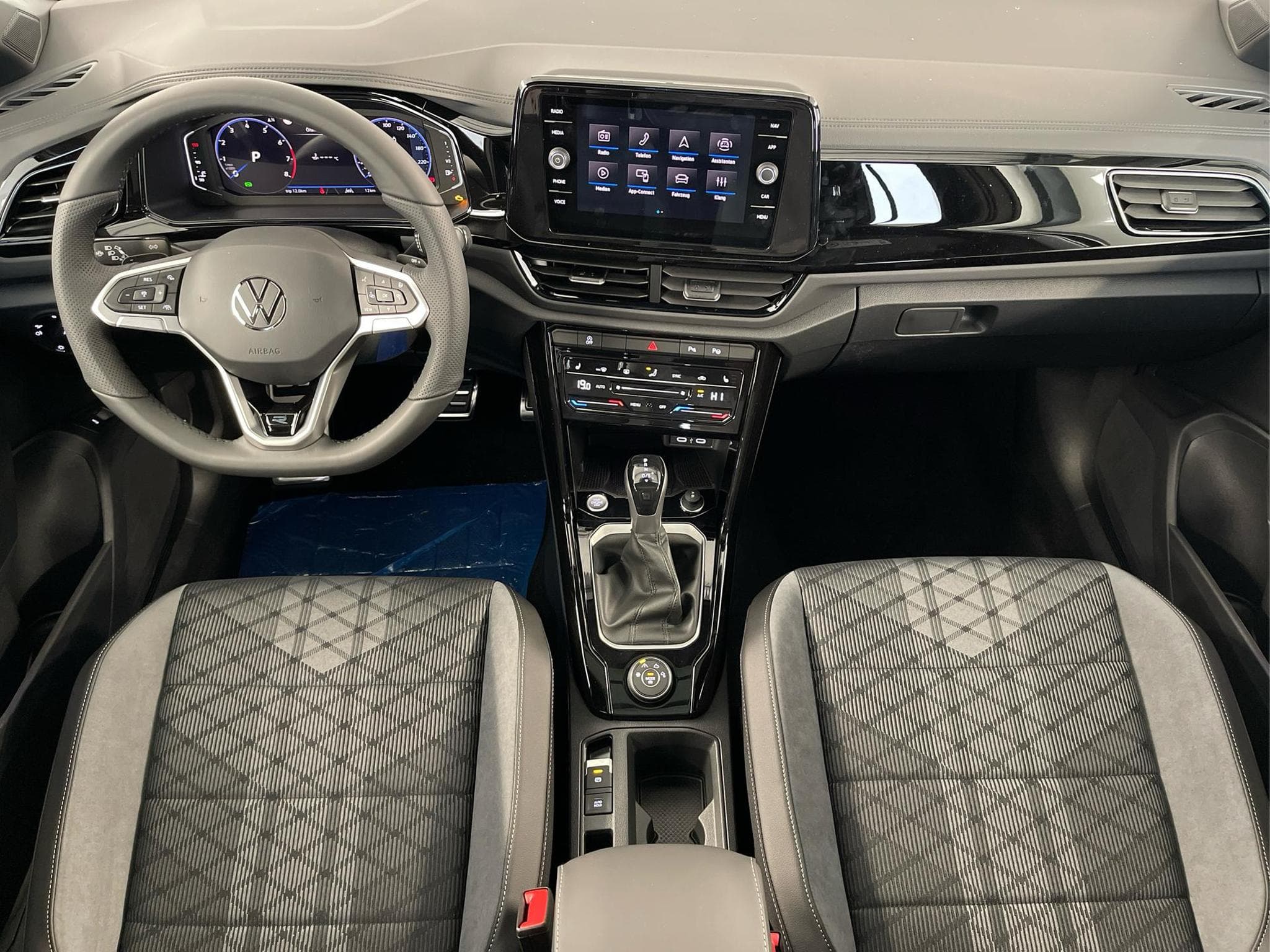 VW T-Roc R-Line (2026) - Foto 7