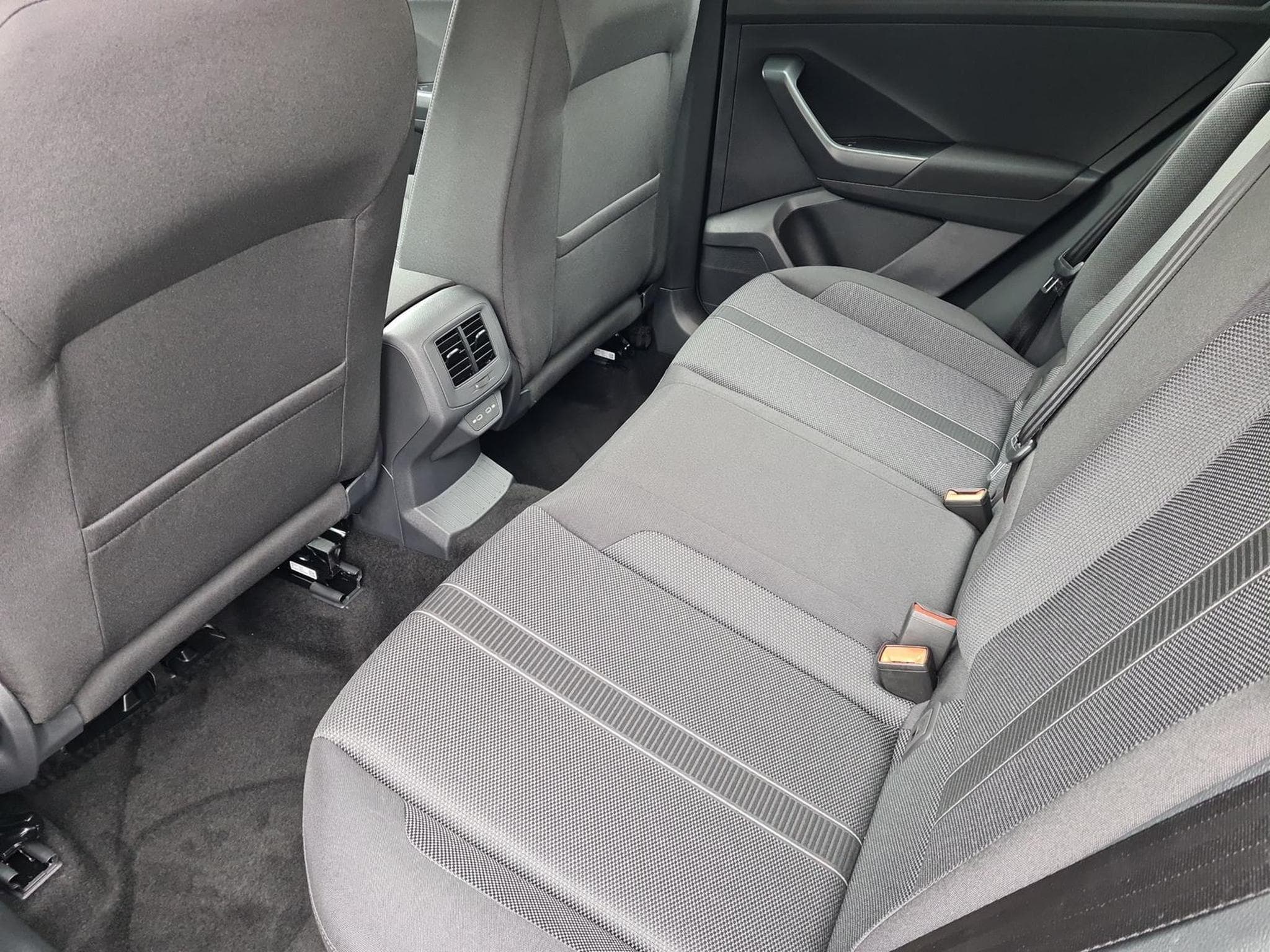 VW T-Roc Life (2026) - Foto 9