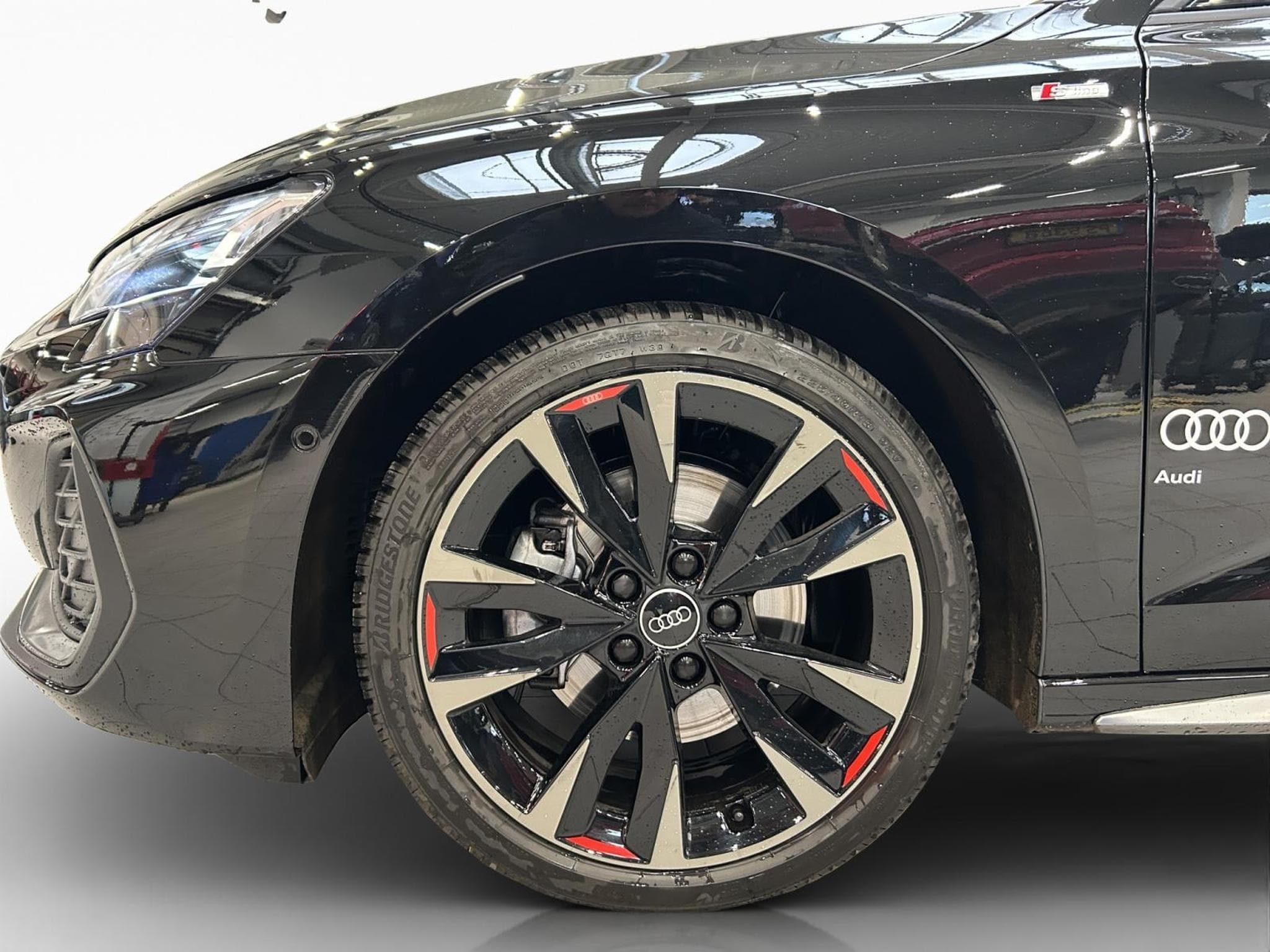 Audi A3 S line (2025) - Foto 8