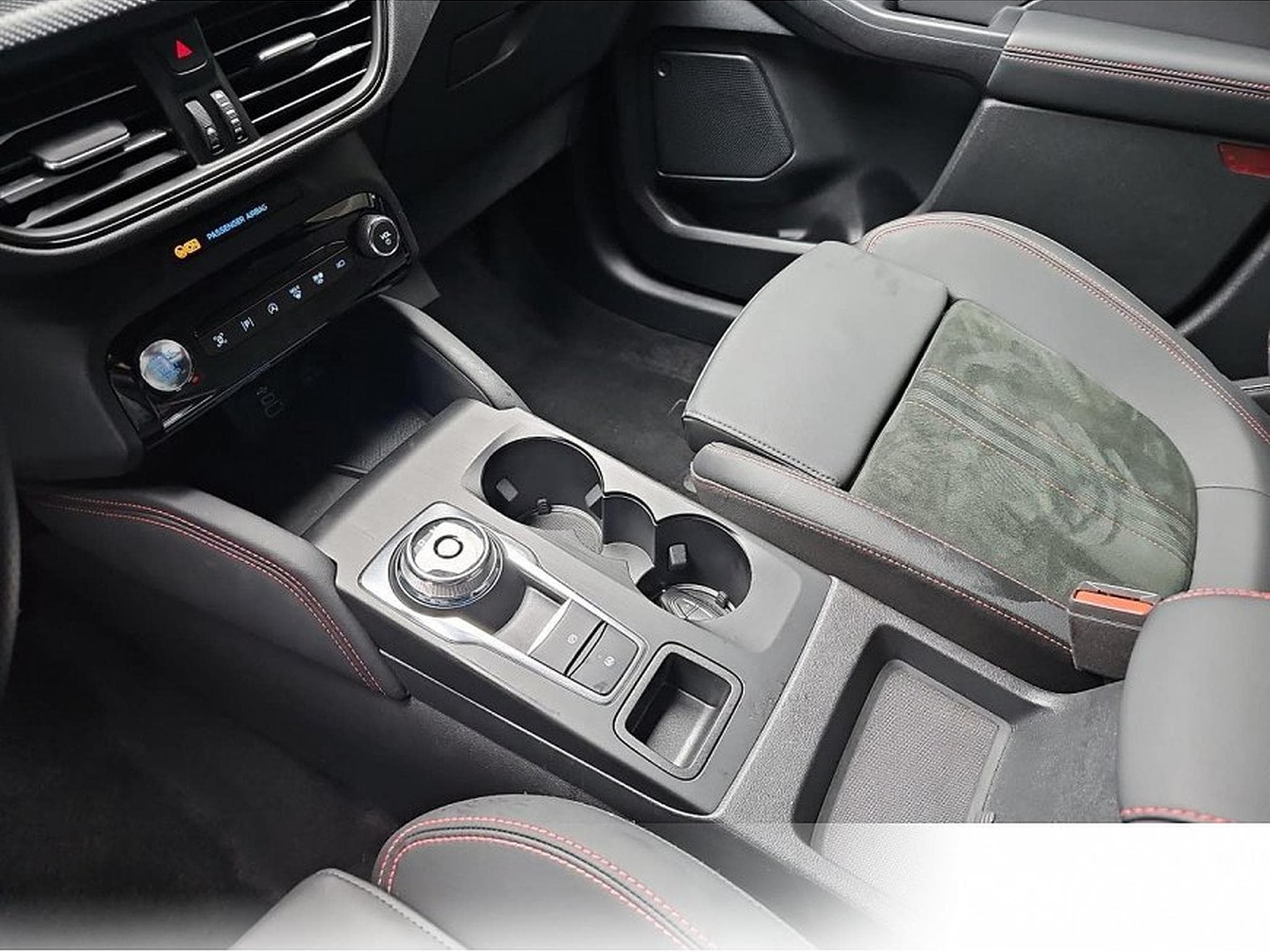 Ford Kuga (2026) - Photo 11