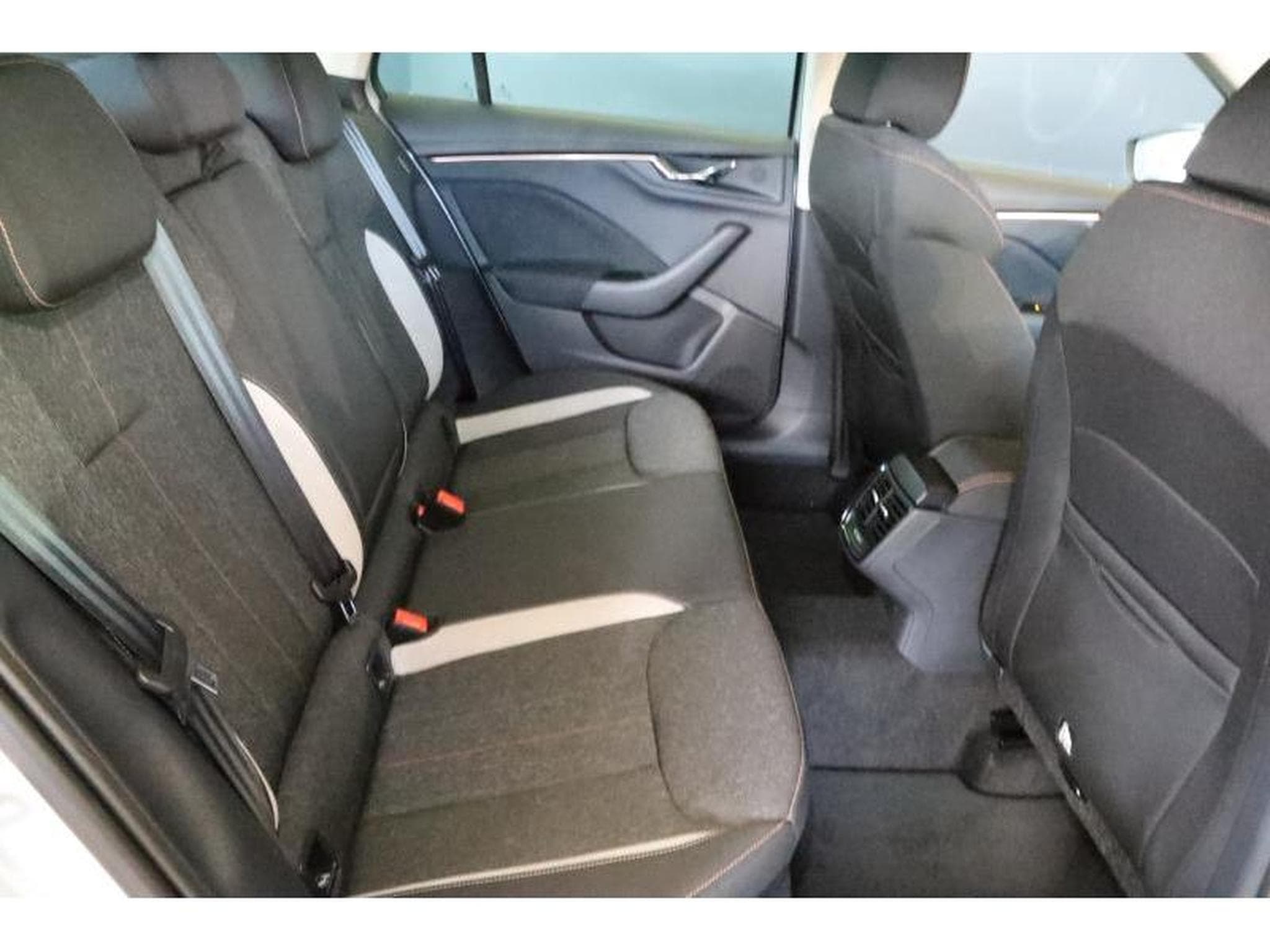 Skoda Scala Selection (2025) - Foto 7