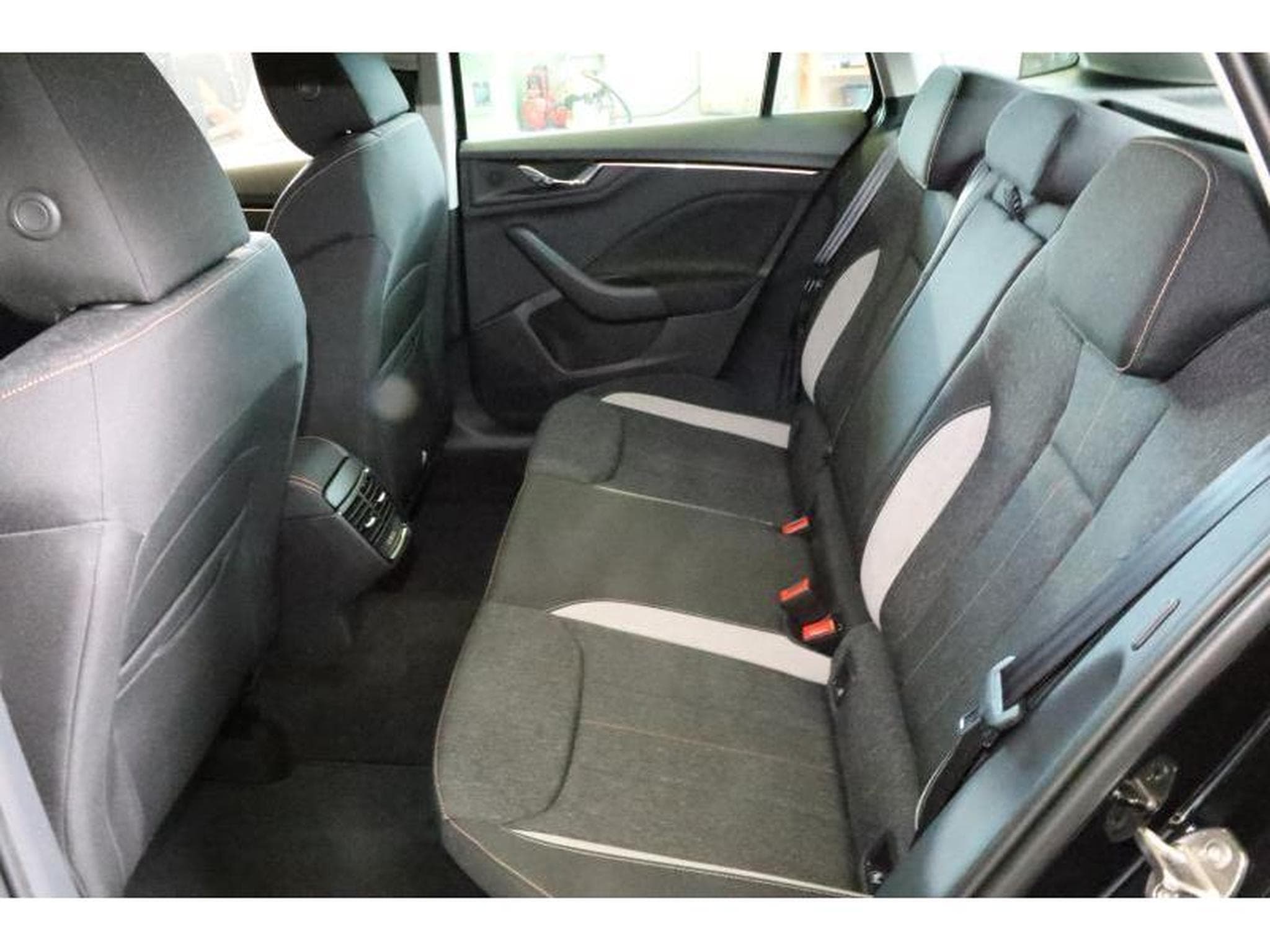 Skoda Scala Selection (2025) - Photo 9