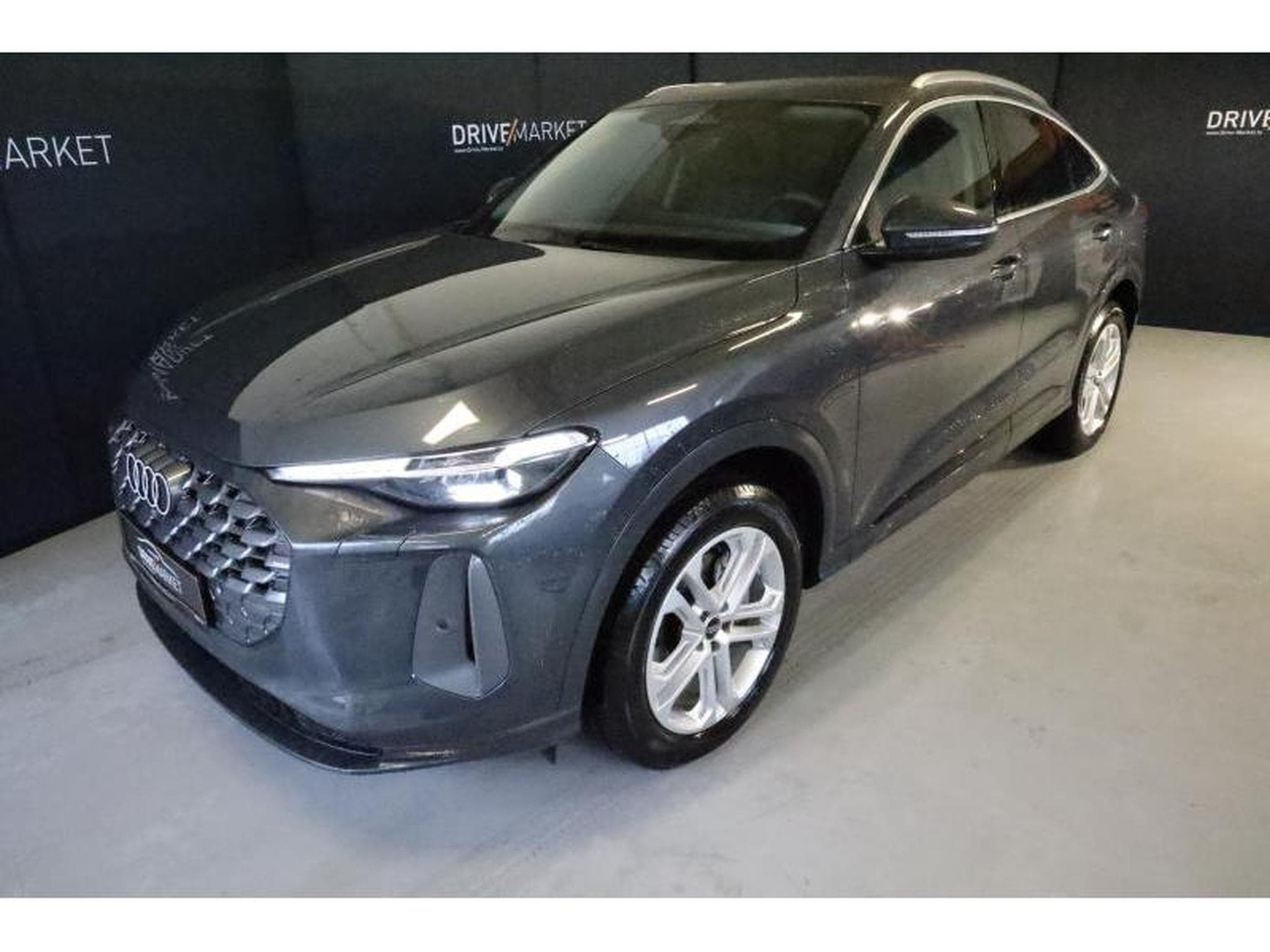 Audi Q5 Sportback (2025) - Photo 1