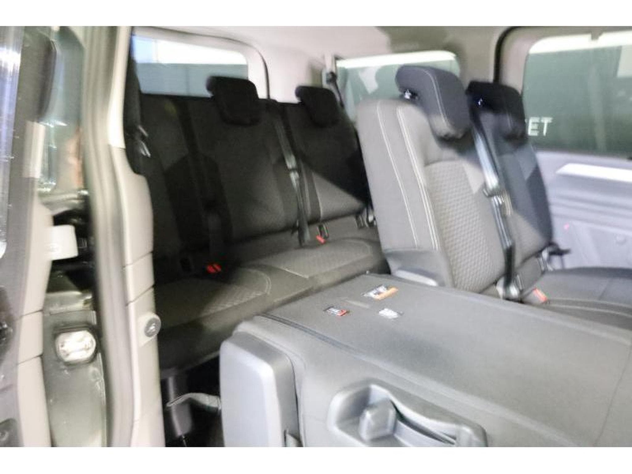 VW T7 STYLE COURT (2025) - Photo 16