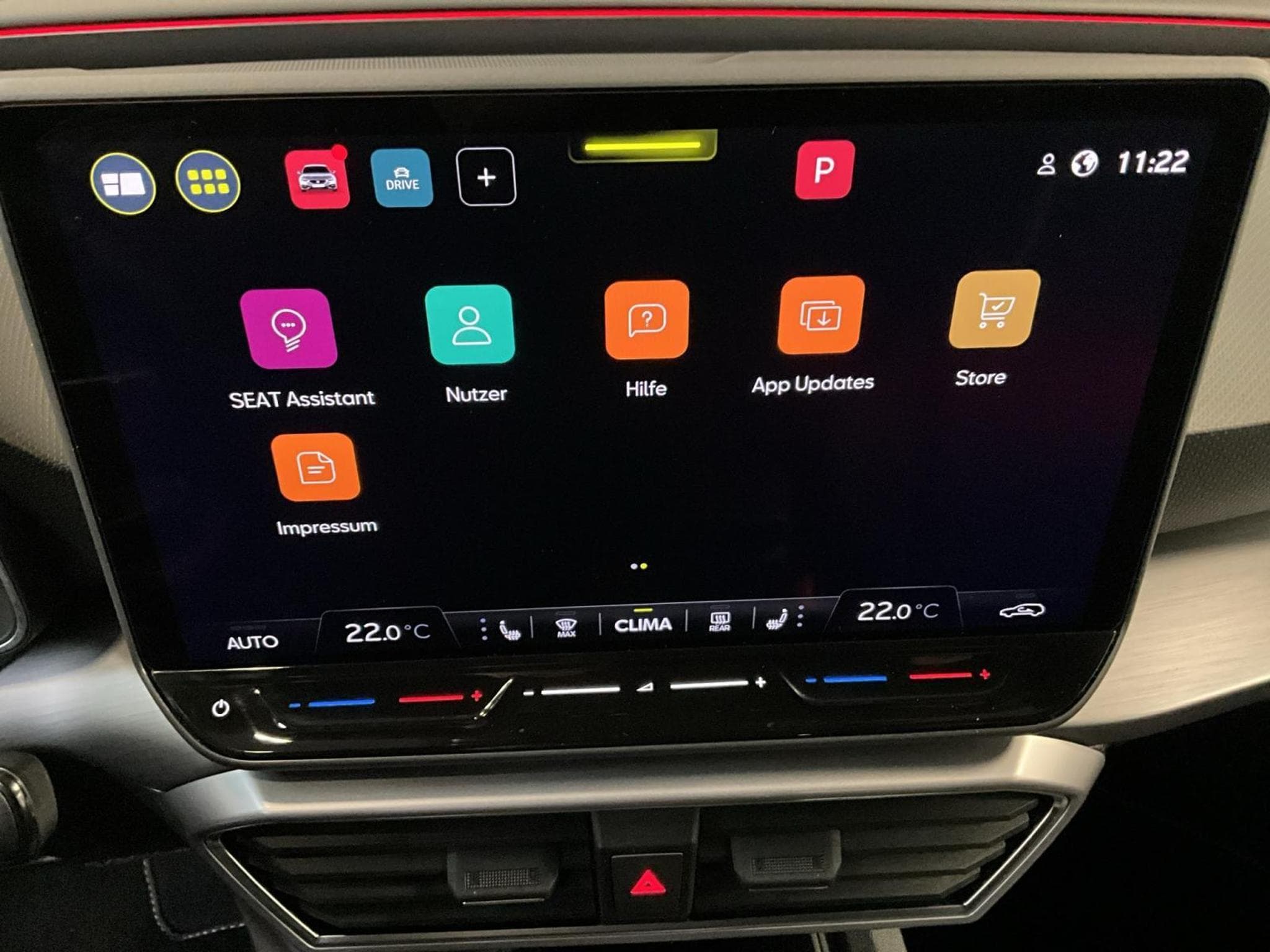 Seat Leon FR+DSG+LED+Kessy+Navi (2025) - Photo 18