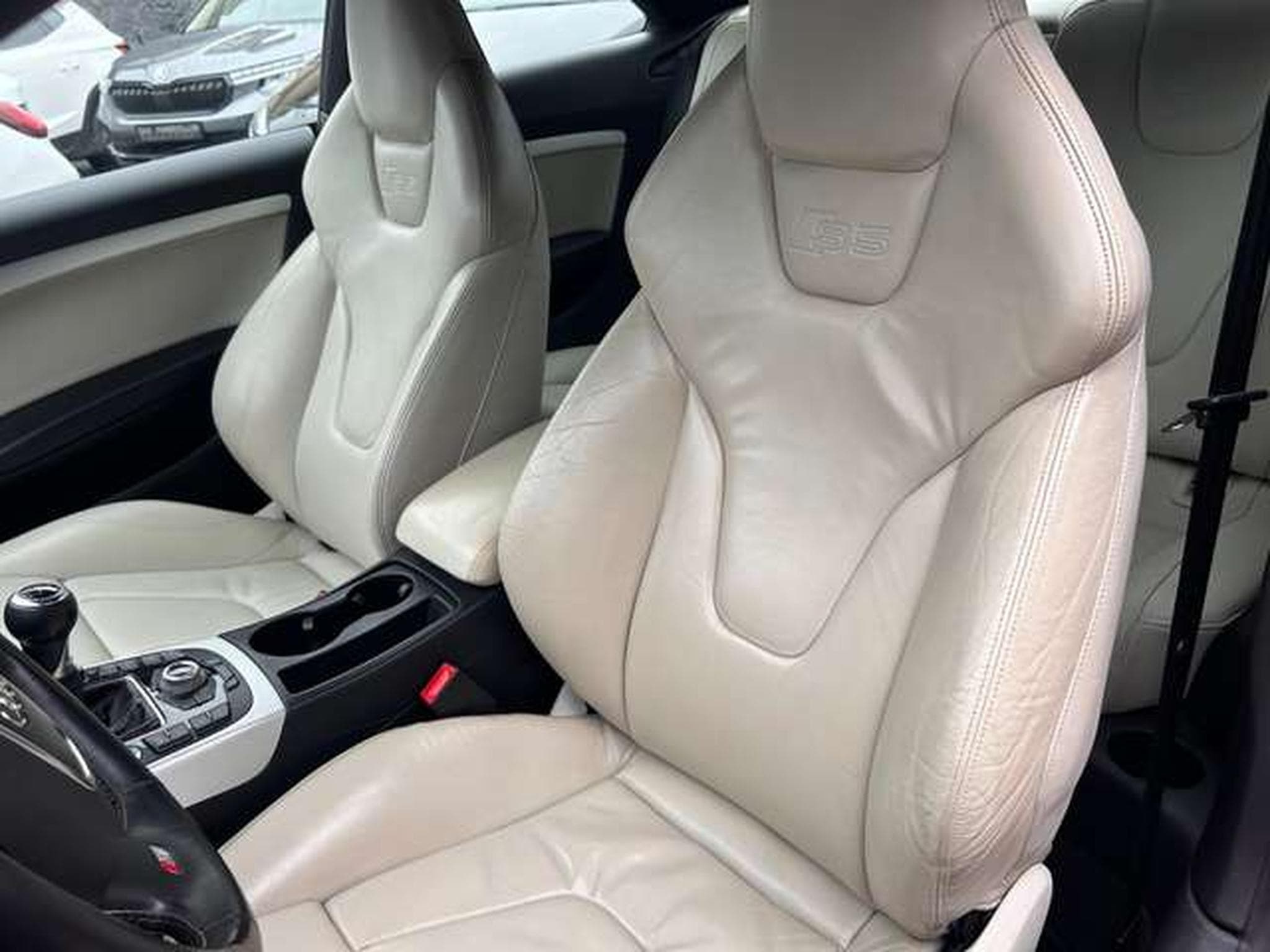 Audi Coupe 4.2 FSI V8 353 (2007) - Photo 14