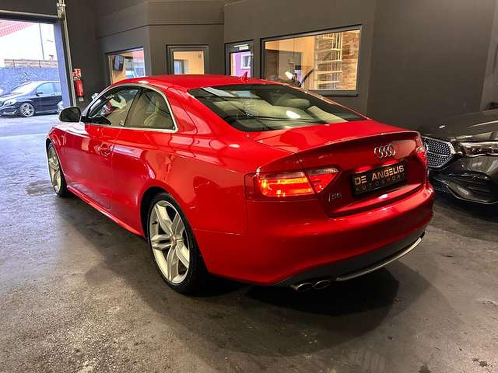 Audi Coupe 4.2 FSI V8 353 (2007) - Photo 5