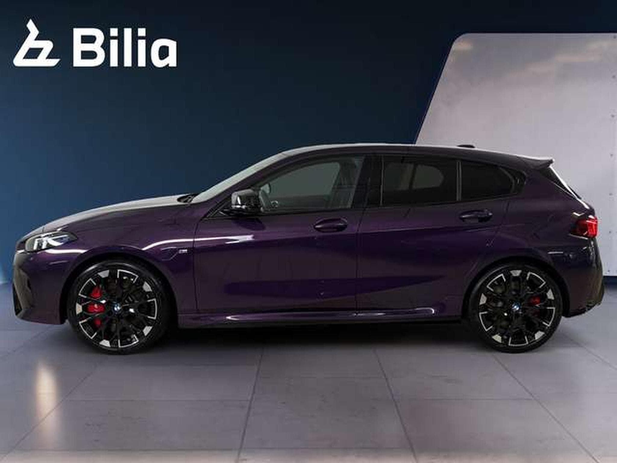 BMW M135 M135i xDrive Head-Up HK HiFi DAB LED (2025) - Photo 3