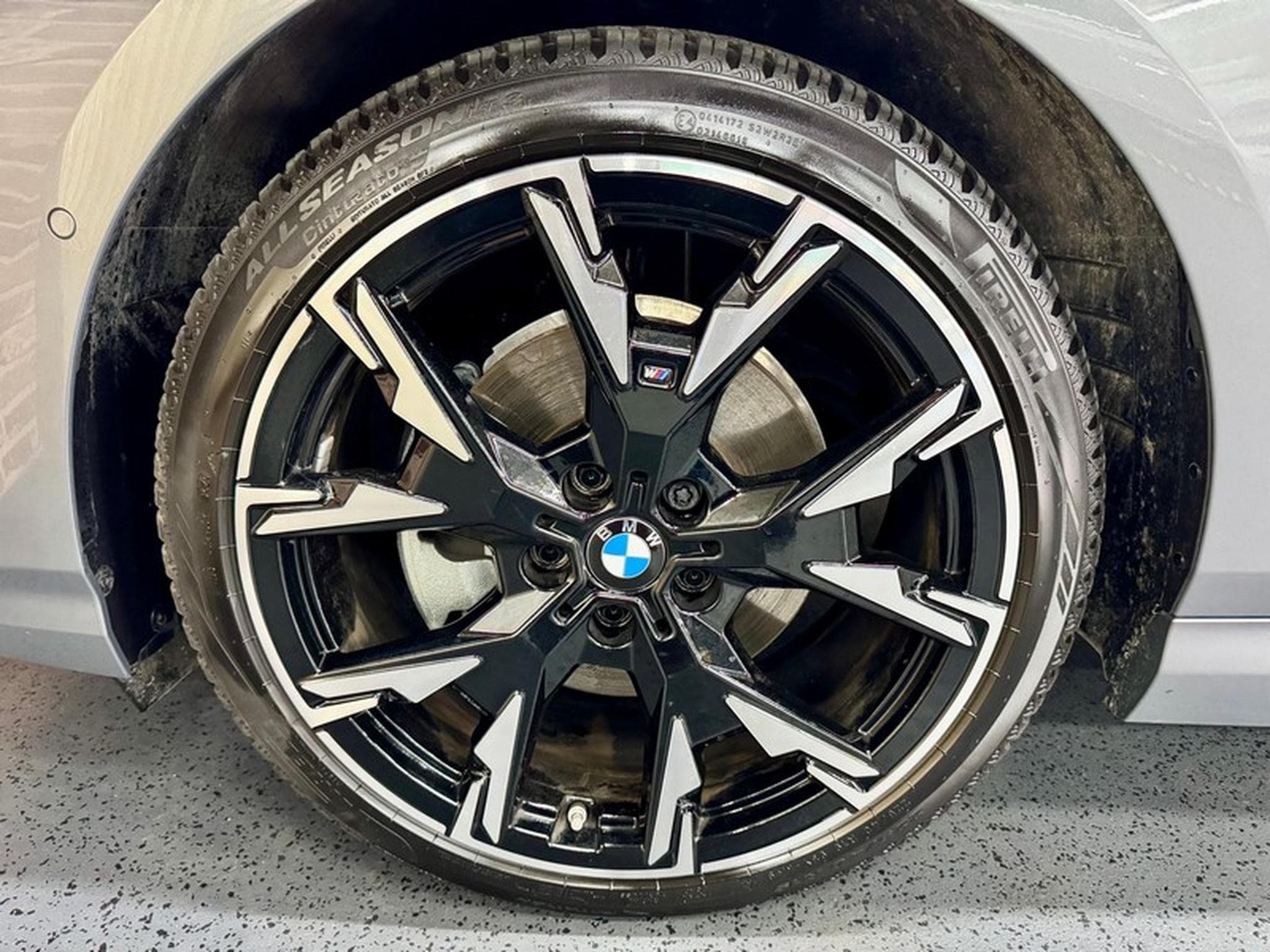 BMW 120 120iA 170cv Auto M-SPORT (New Modèle) (2024) - Photo 3