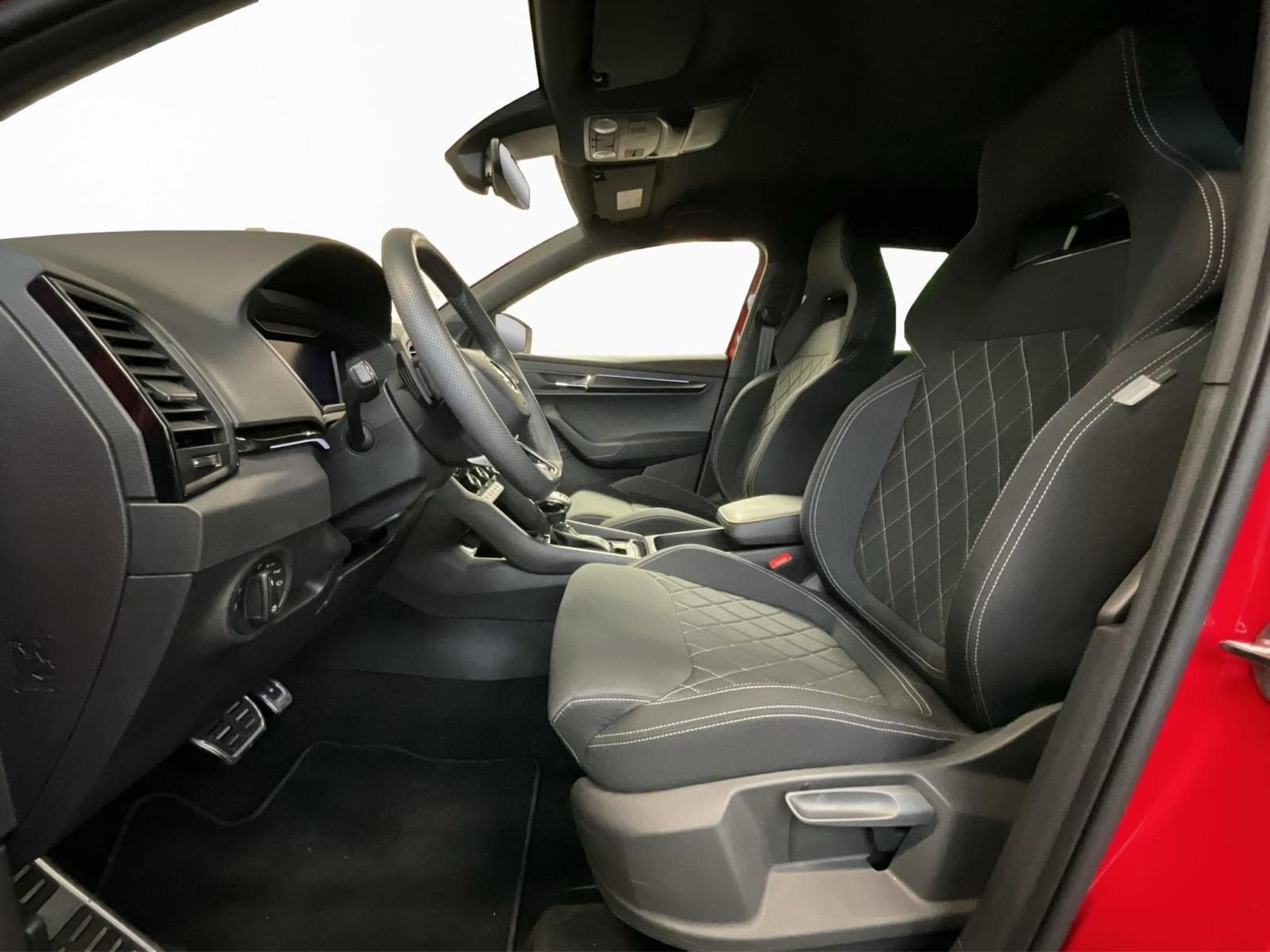 Skoda Karoq Sportline+DSG+4x4+Navi+Stand-H. (2024) - Foto 9