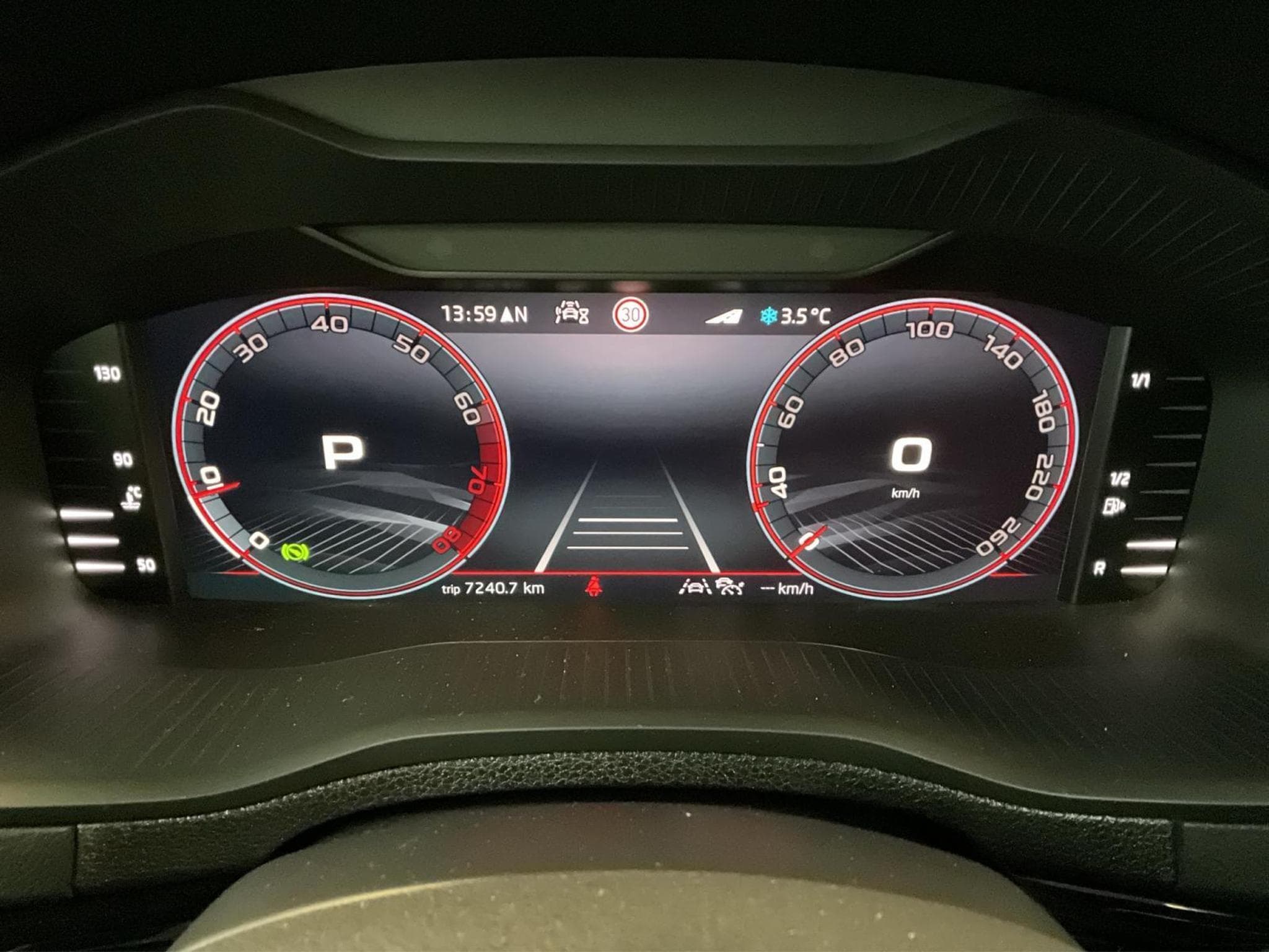 Skoda Karoq Sportline+DSG (2024) - Photo 11