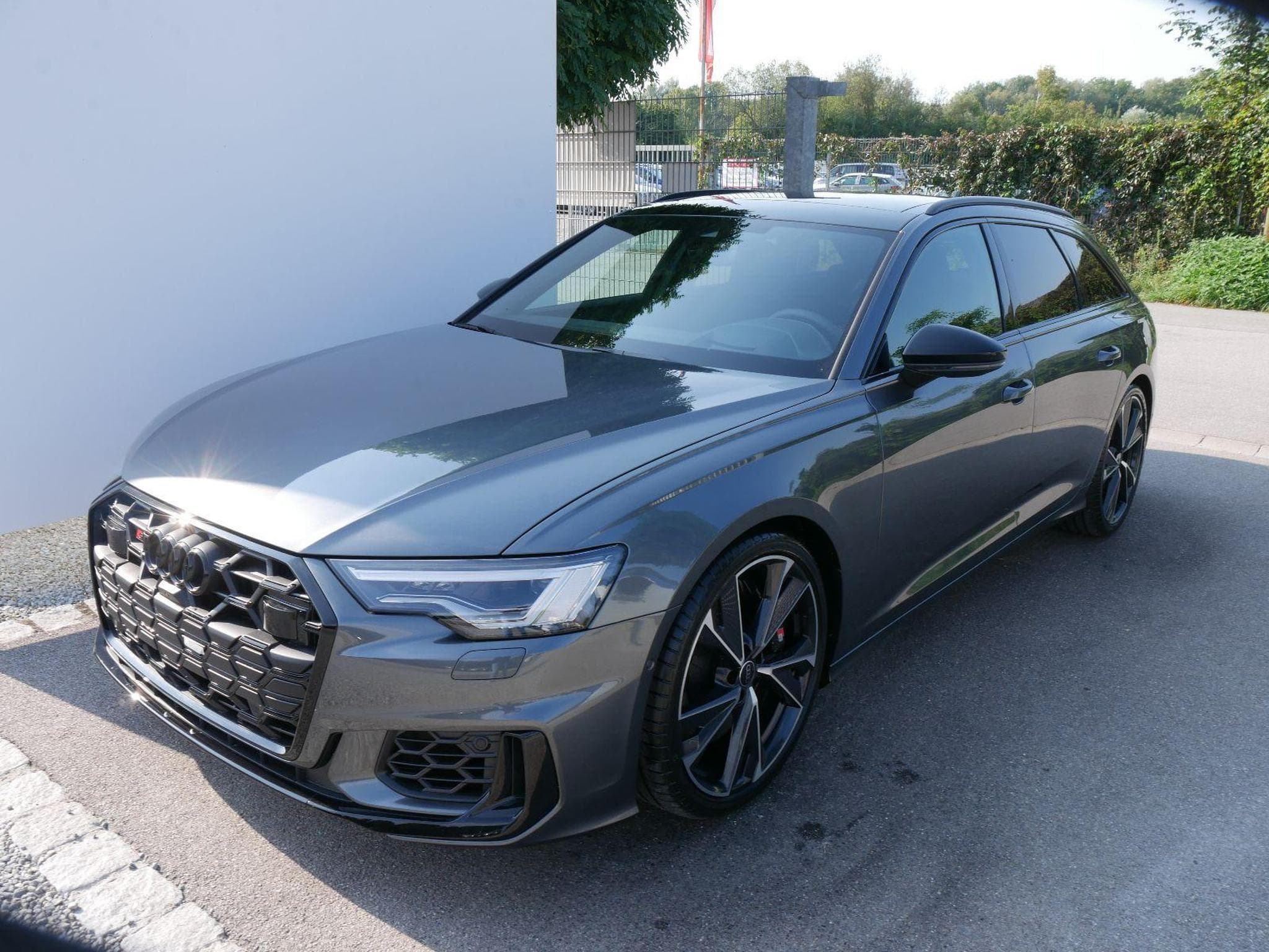 Audi S6 Avant TDI quattro (2024) - Photo 1