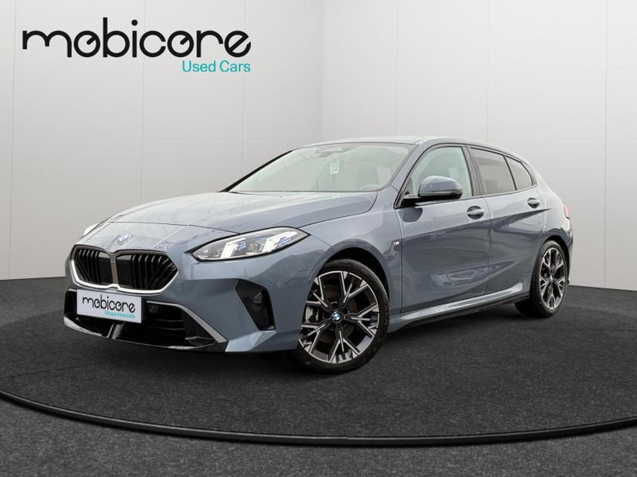 BMW 120 I Pack M / Panoramique / Essence (2025) - Photo 1