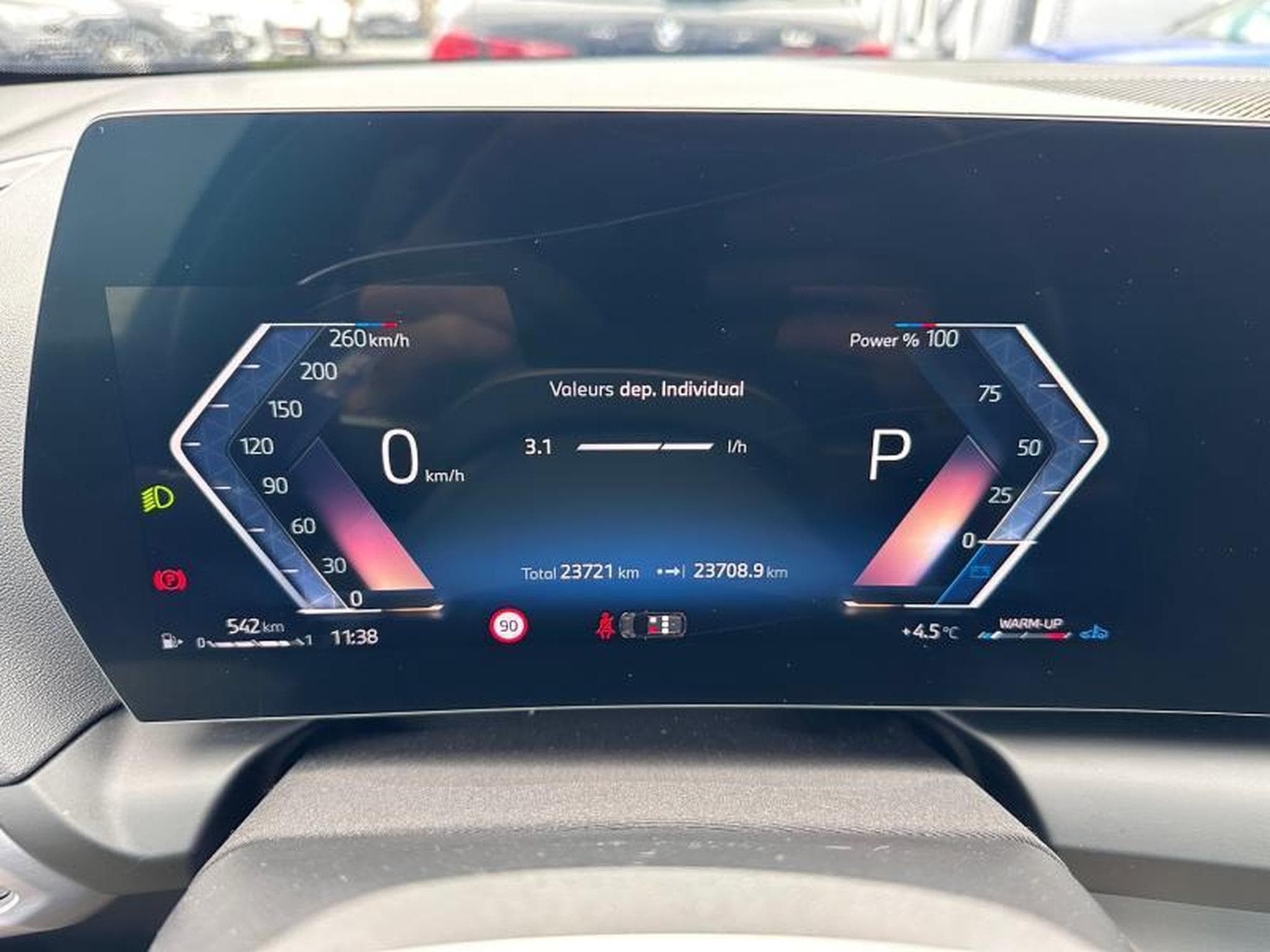 BMW 120 I Pack M / Panoramique / Essence (2025) - Photo 15