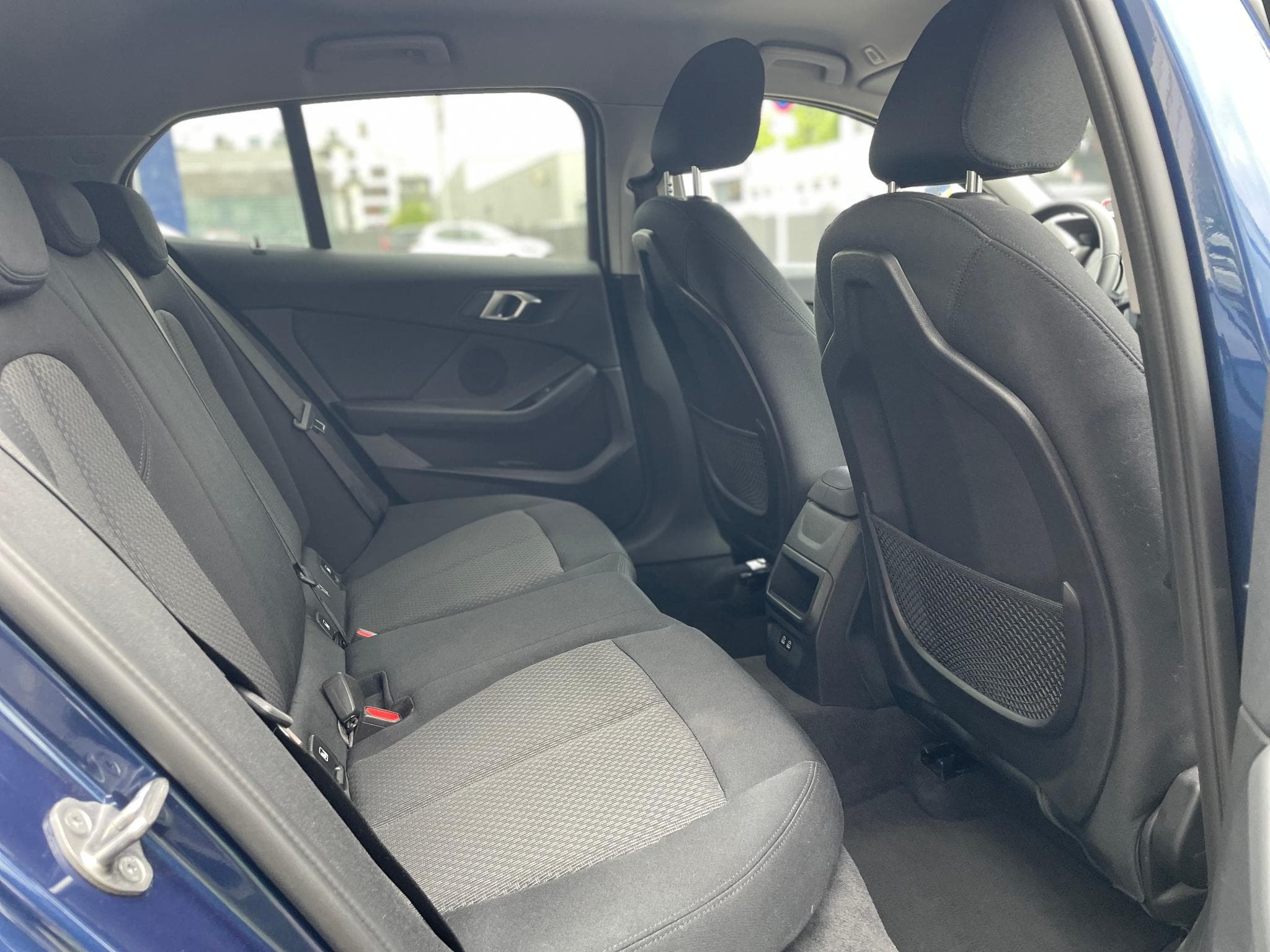 BMW 116 D Advantage (2021) - Photo 5